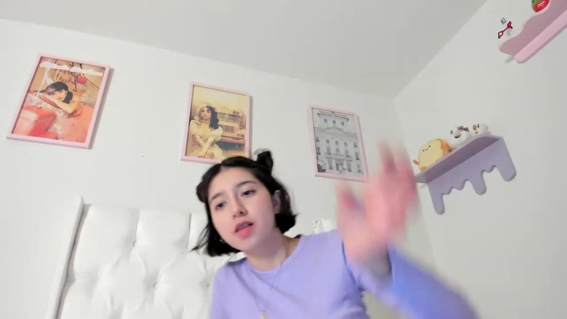 Gallery image thumbnail from Cherrycute666's myfreecams stream on, 06/02/2023, 24:25 image 12 of 20