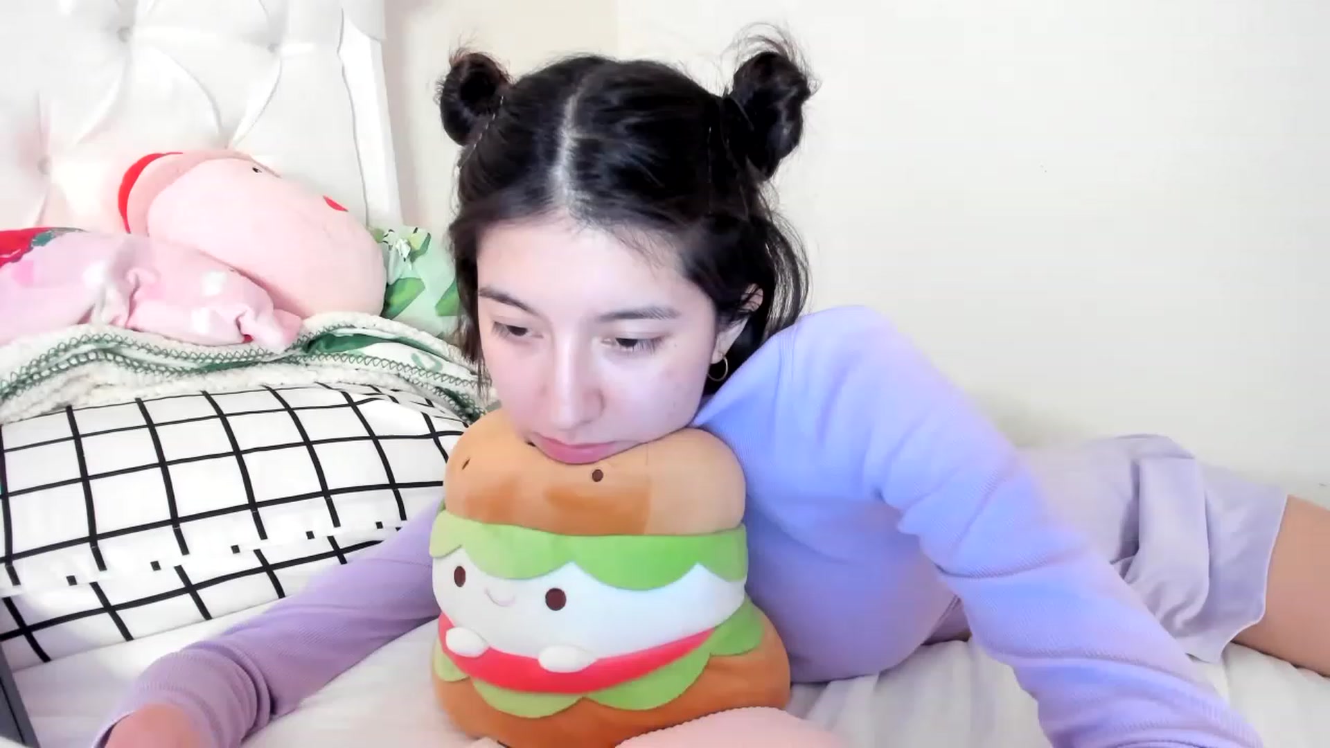 Gallery image thumbnail from Cherrycute666's myfreecams stream on, 06/02/2023, 01:35 image 6 of 20