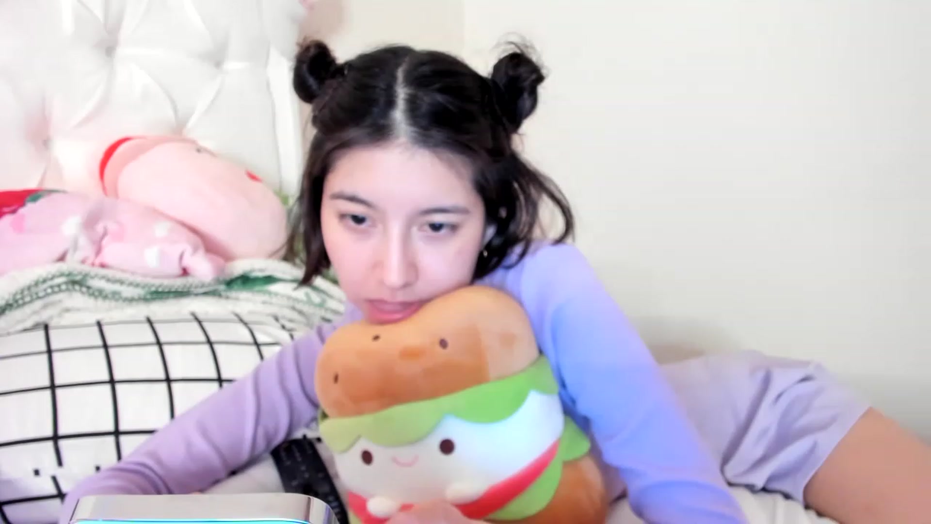 Gallery image thumbnail from Cherrycute666's myfreecams stream on, 06/02/2023, 01:35 image 9 of 20