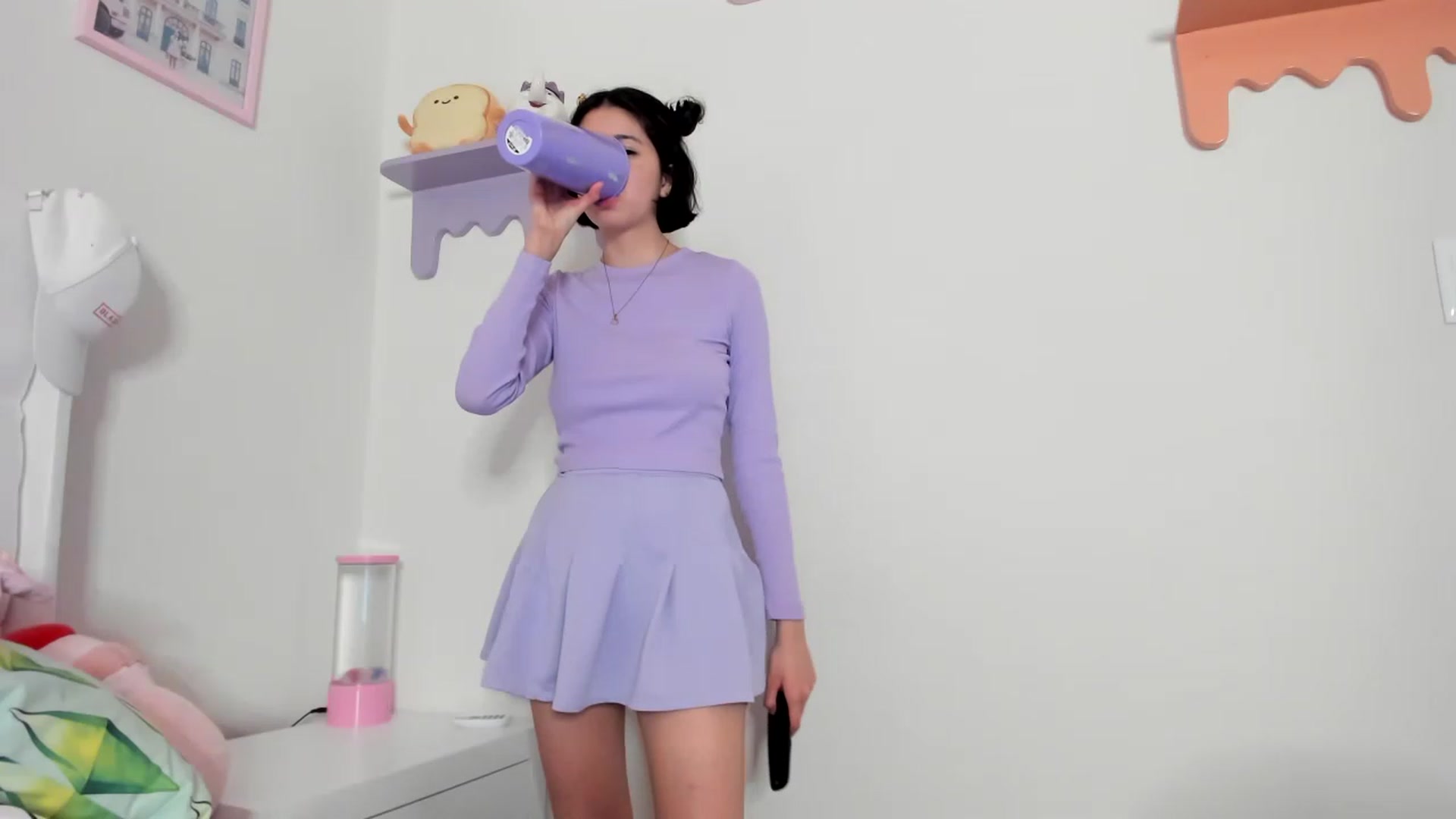 Gallery image thumbnail from Cherrycute666's myfreecams stream on, 06/02/2023, 07:33 image 17 of 20
