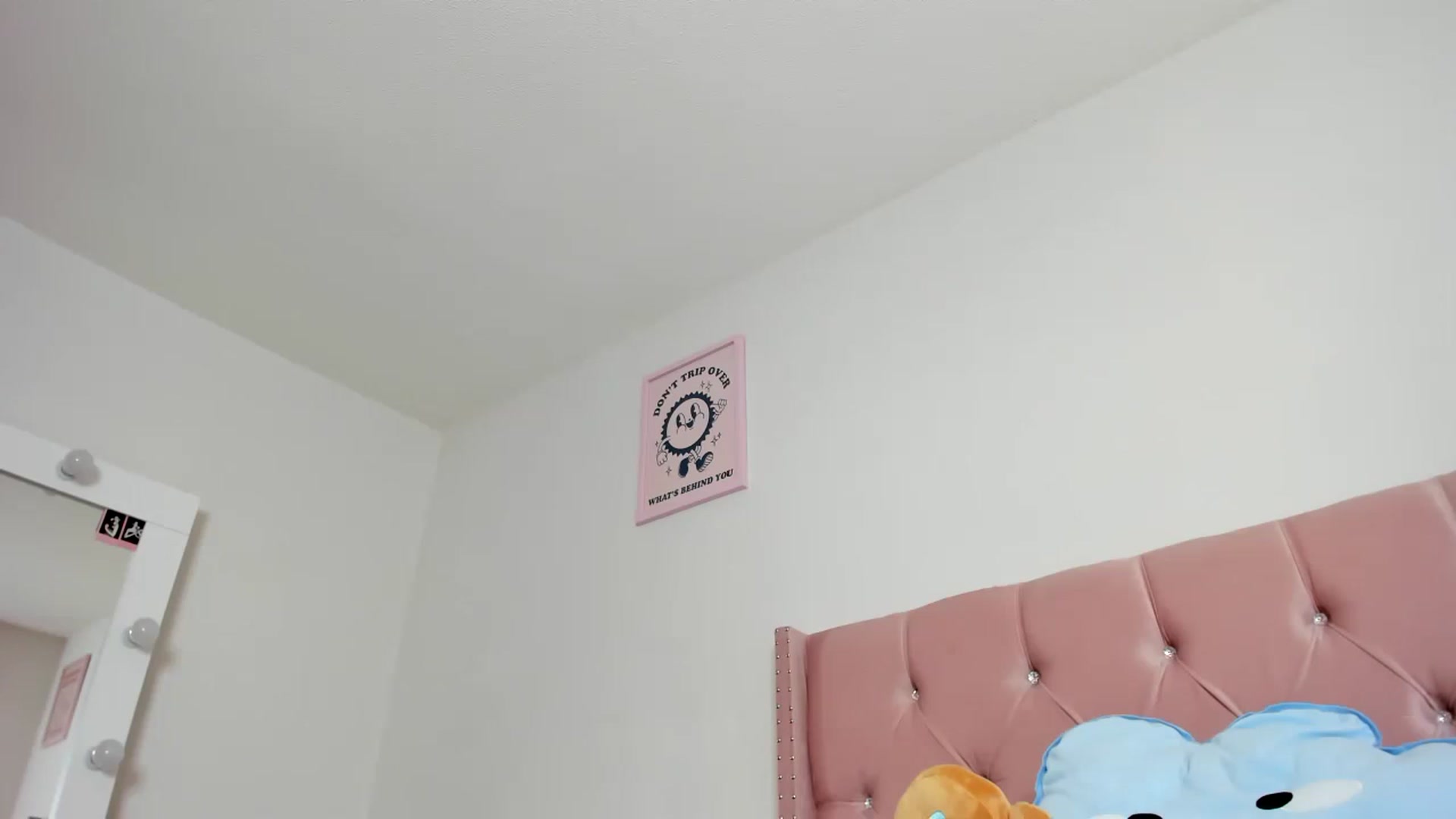Gallery image thumbnail from Cherrycute666's myfreecams stream on, 06/02/2023, 08:45 image 11 of 20