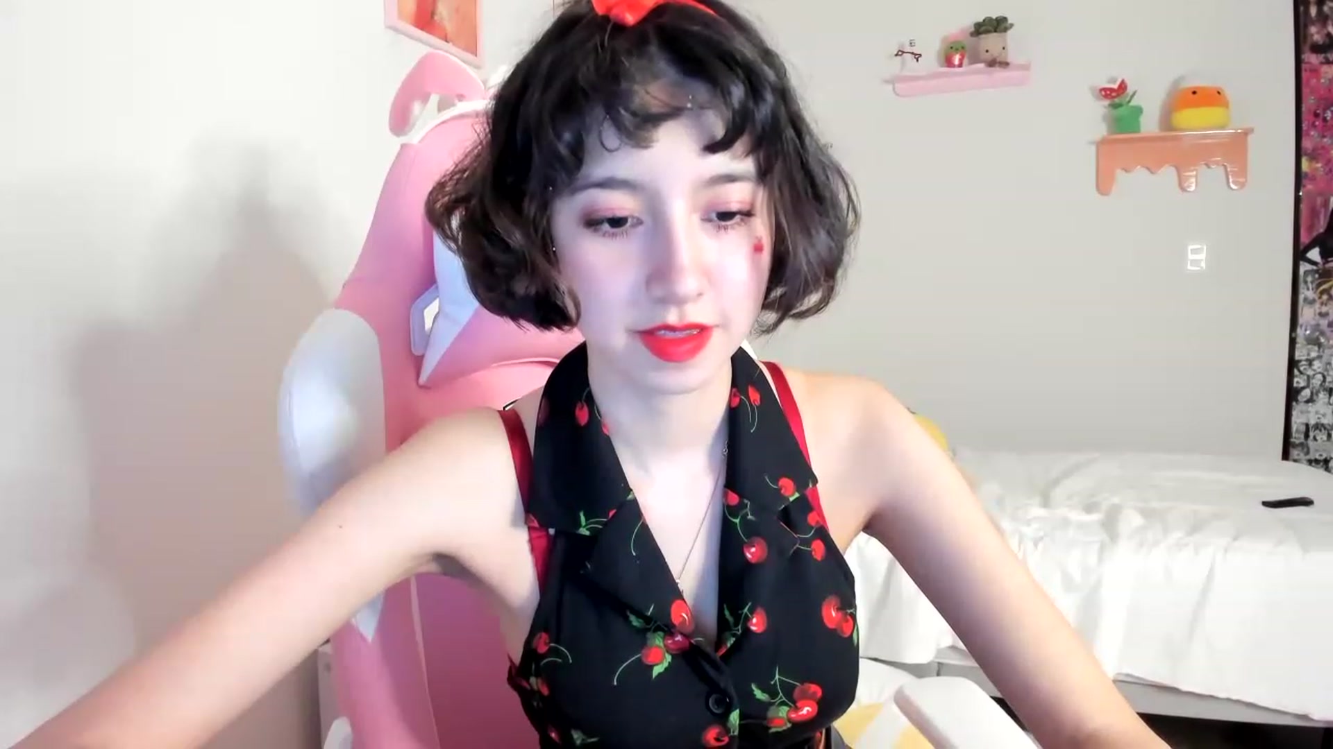 Gallery image thumbnail from Cherrycute666's myfreecams stream on, 06/03/2023, 02:15 image 20 of 20