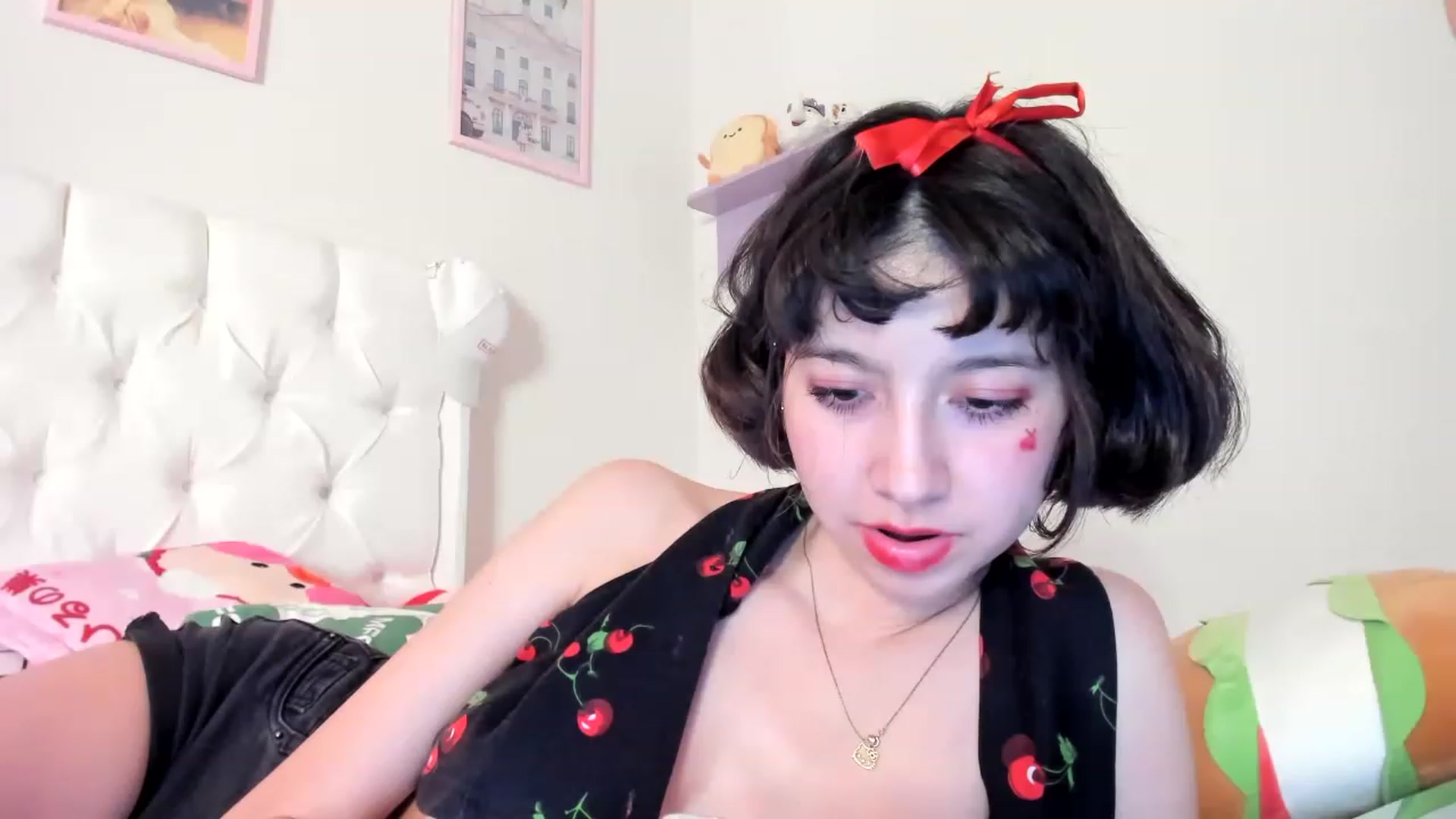 Gallery image thumbnail from Cherrycute666's myfreecams stream on, 06/03/2023, 09:41 image 9 of 20