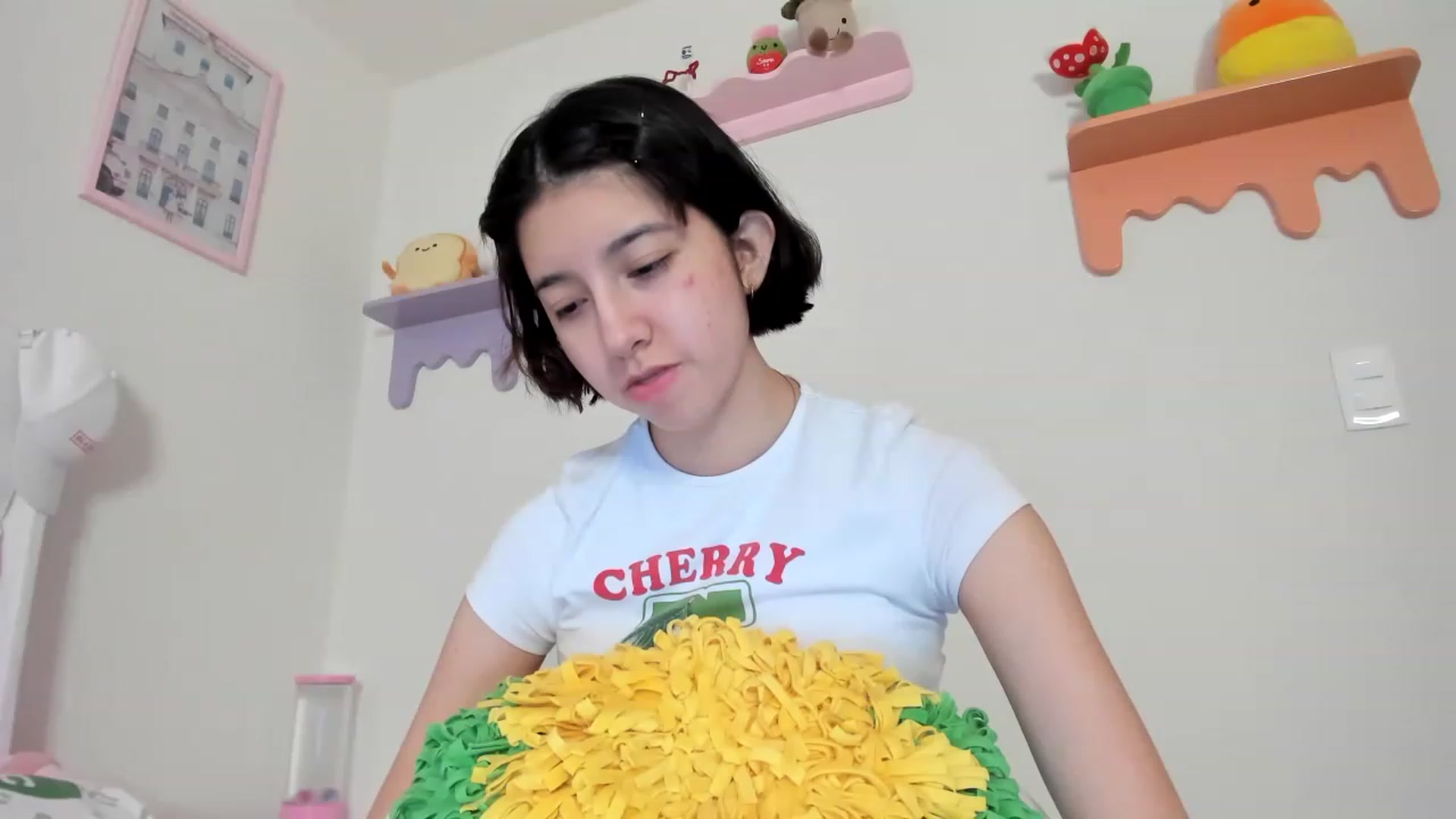 Gallery image thumbnail from Cherrycute666's myfreecams stream on, 06/03/2023, 11:49 image 16 of 20