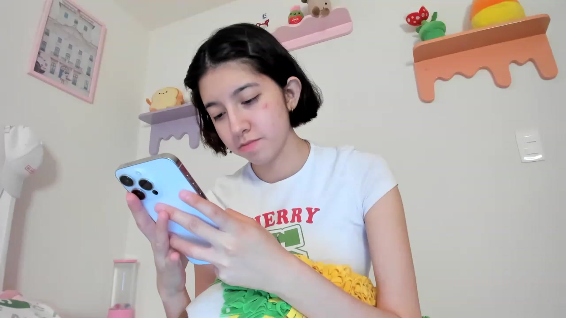 Gallery image thumbnail from Cherrycute666's myfreecams stream on, 06/03/2023, 11:49 image 18 of 20