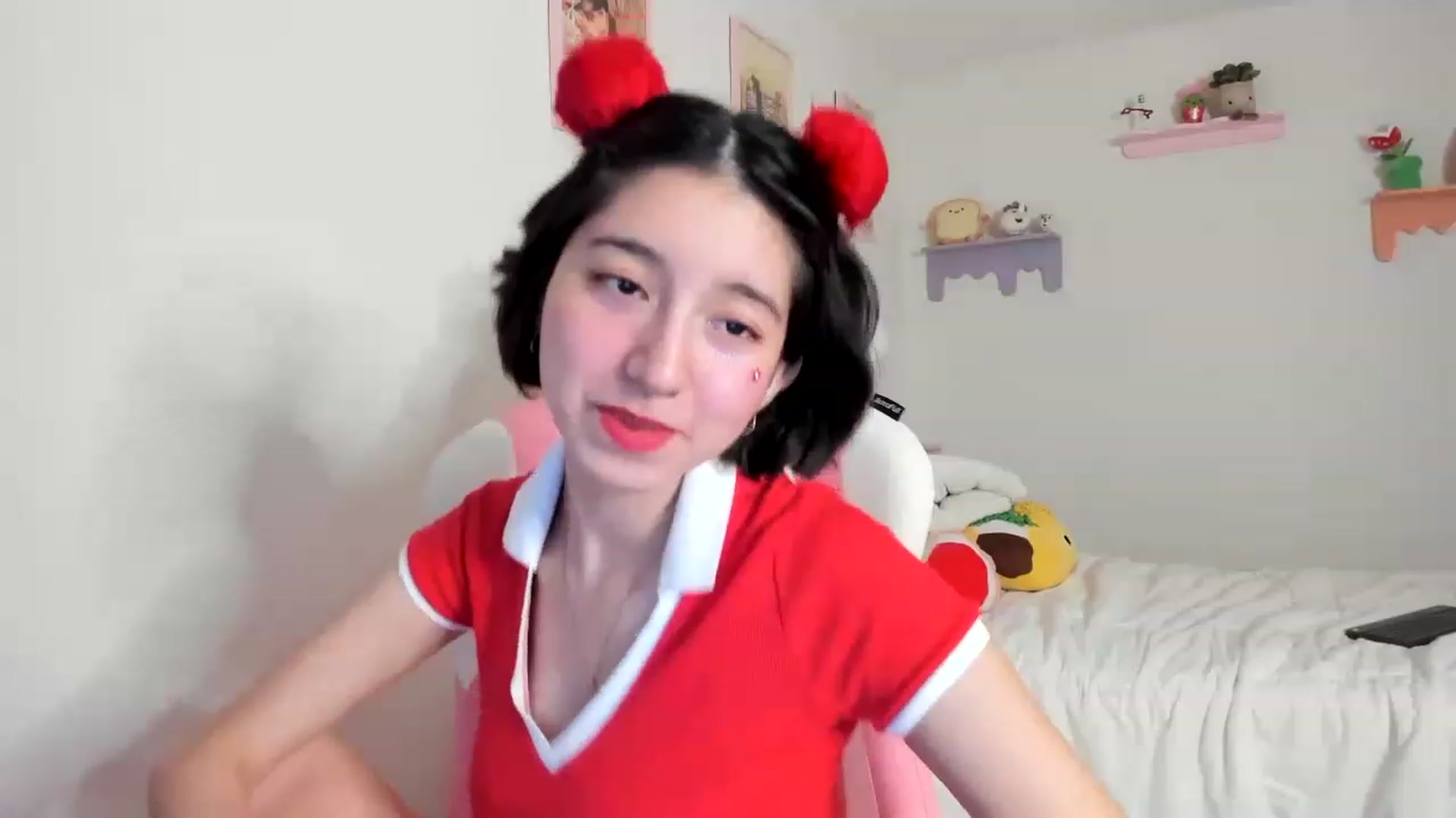 Gallery image thumbnail from Cherrycute666's myfreecams stream on, 06/04/2023, 02:10 image 10 of 20