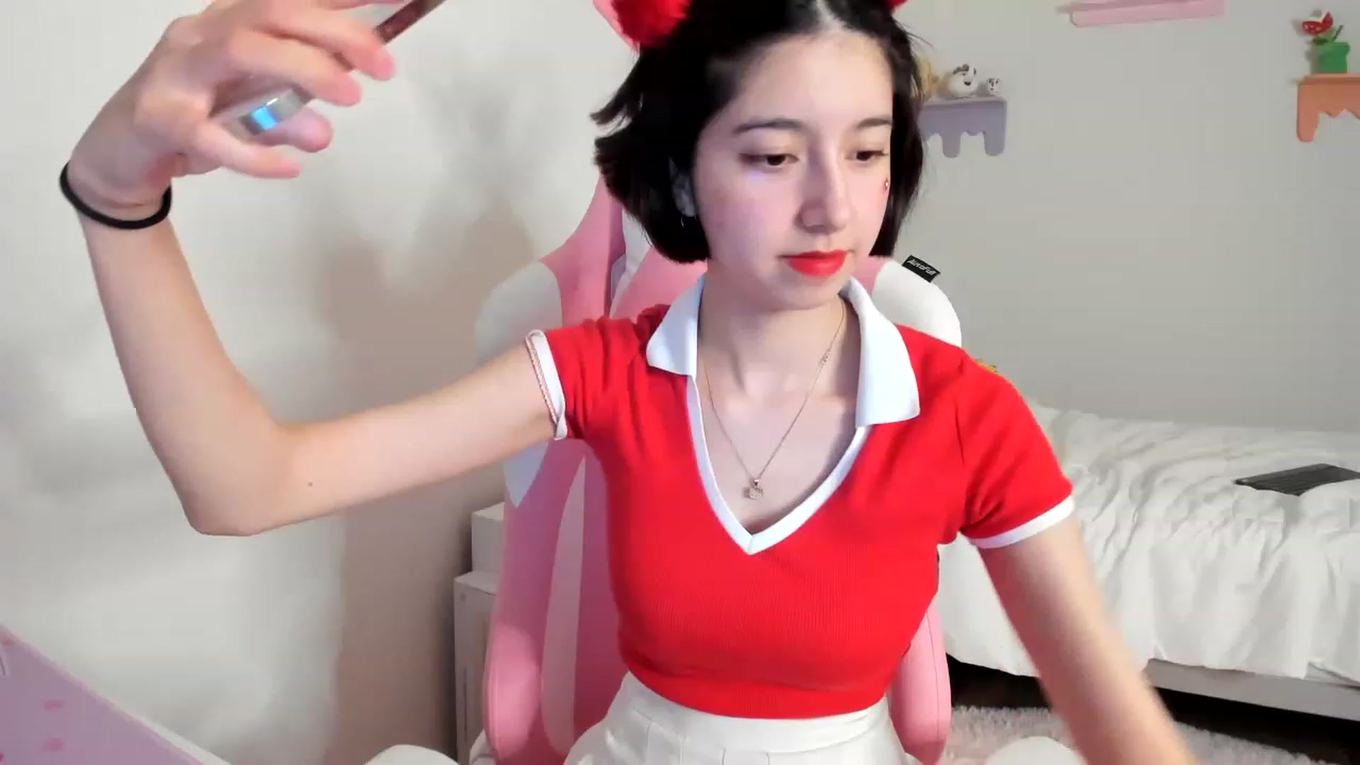 Gallery image thumbnail from Cherrycute666's myfreecams stream on, 06/04/2023, 03:16 image 10 of 20