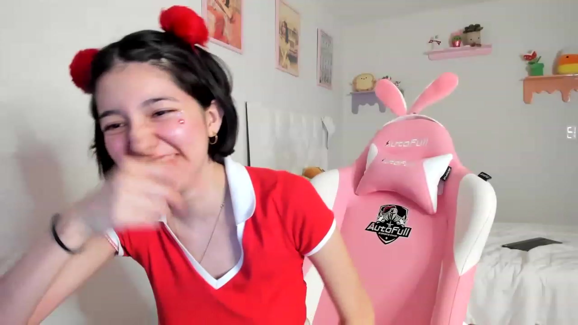 Gallery image thumbnail from Cherrycute666's myfreecams stream on, 06/04/2023, 03:16 image 16 of 20