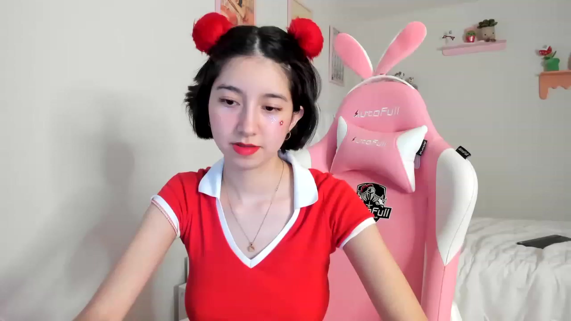 Gallery image thumbnail from Cherrycute666's myfreecams stream on, 06/04/2023, 03:16 image 17 of 20