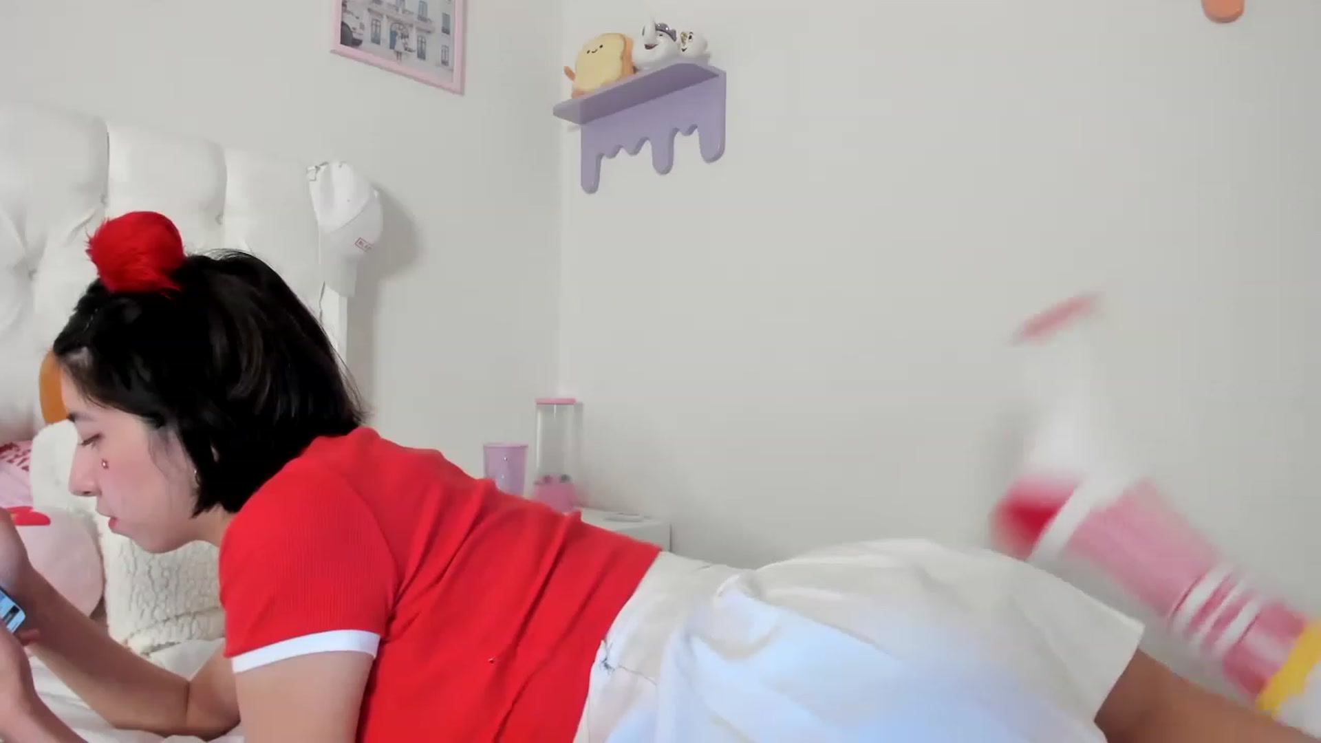 Gallery image thumbnail from Cherrycute666's myfreecams stream on, 06/04/2023, 06:37 image 4 of 20