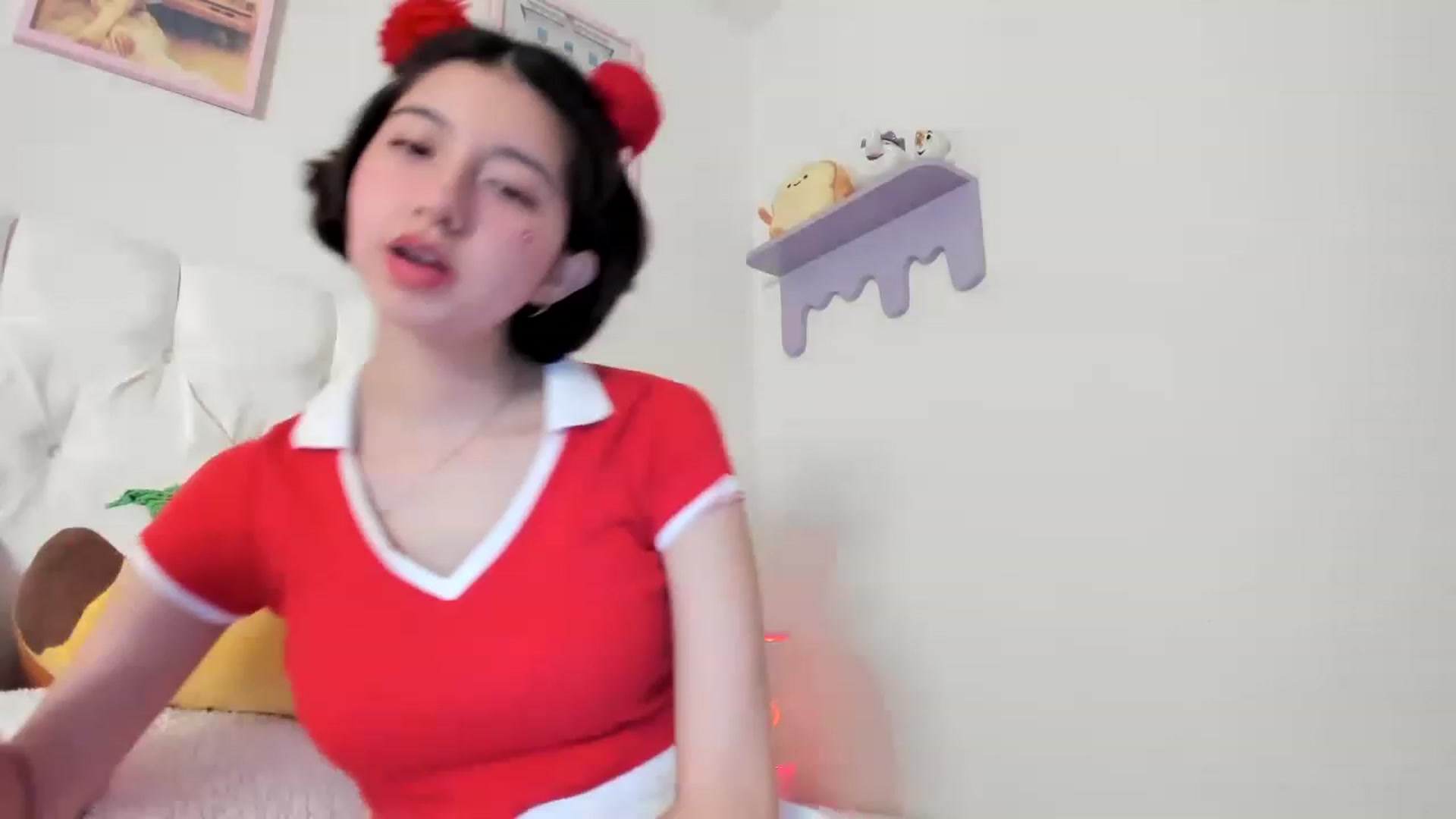 Gallery image thumbnail from Cherrycute666's myfreecams stream on, 06/04/2023, 08:27 image 16 of 20