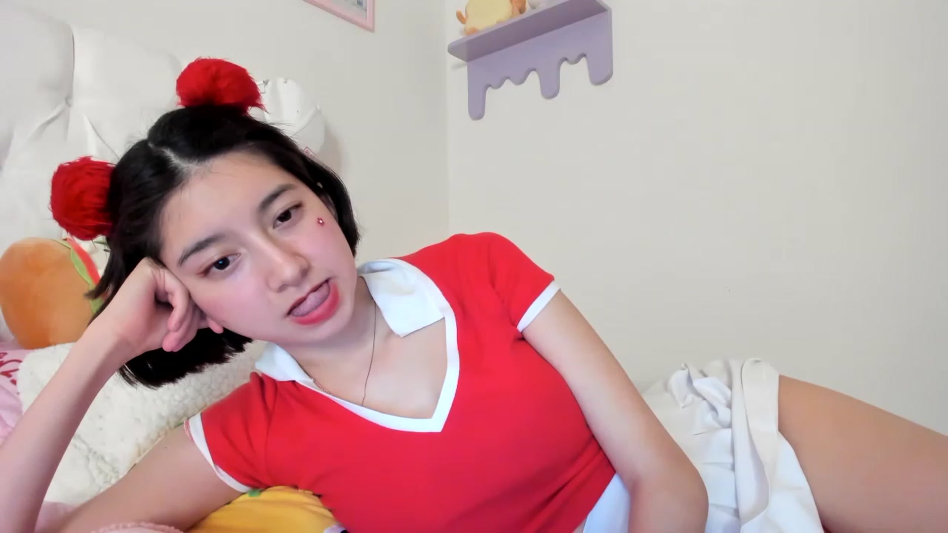 Gallery image thumbnail from Cherrycute666's myfreecams stream on, 06/04/2023, 08:27 image 1 of 20