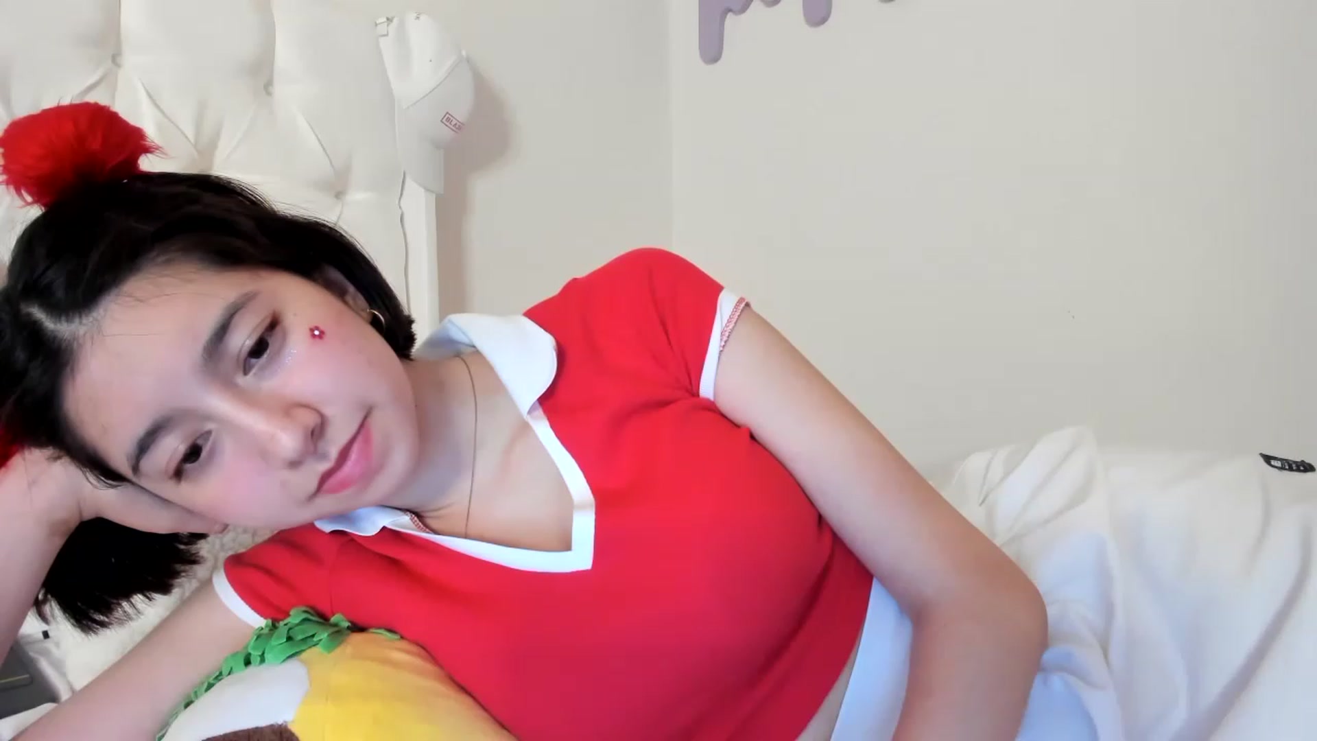 Gallery image thumbnail from Cherrycute666's myfreecams stream on, 06/04/2023, 09:31 image 5 of 20