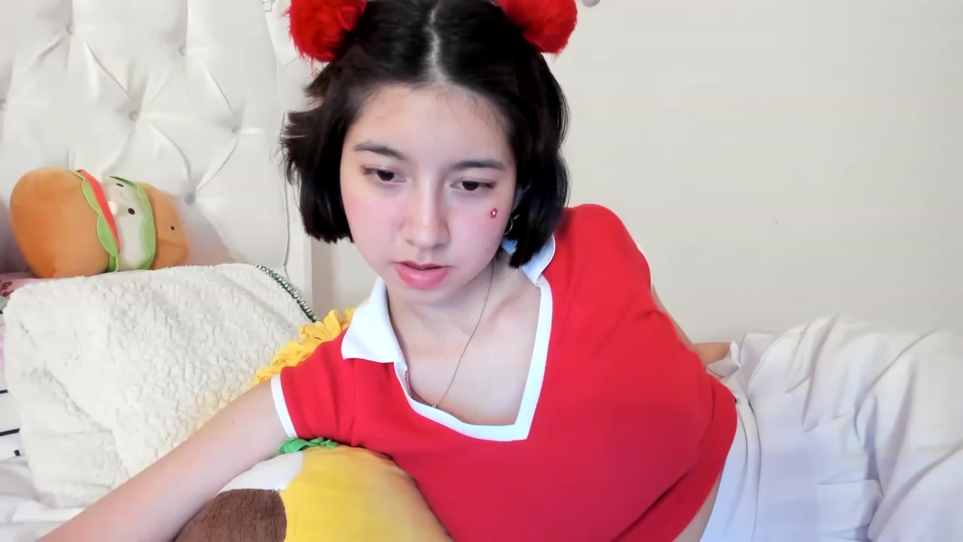 Gallery image thumbnail from Cherrycute666's myfreecams stream on, 06/04/2023, 09:31 image 10 of 20