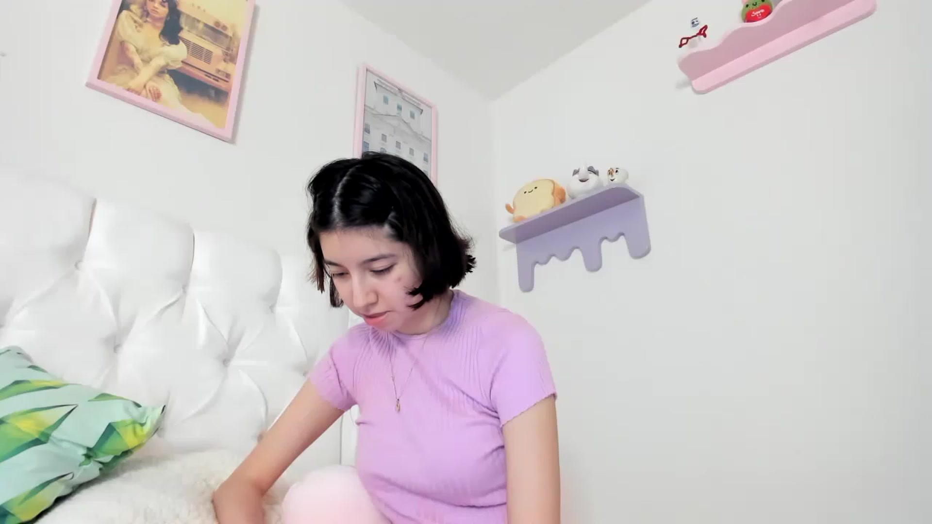 Gallery image thumbnail from Cherrycute666's myfreecams stream on, 06/04/2023, 13:54 image 11 of 20