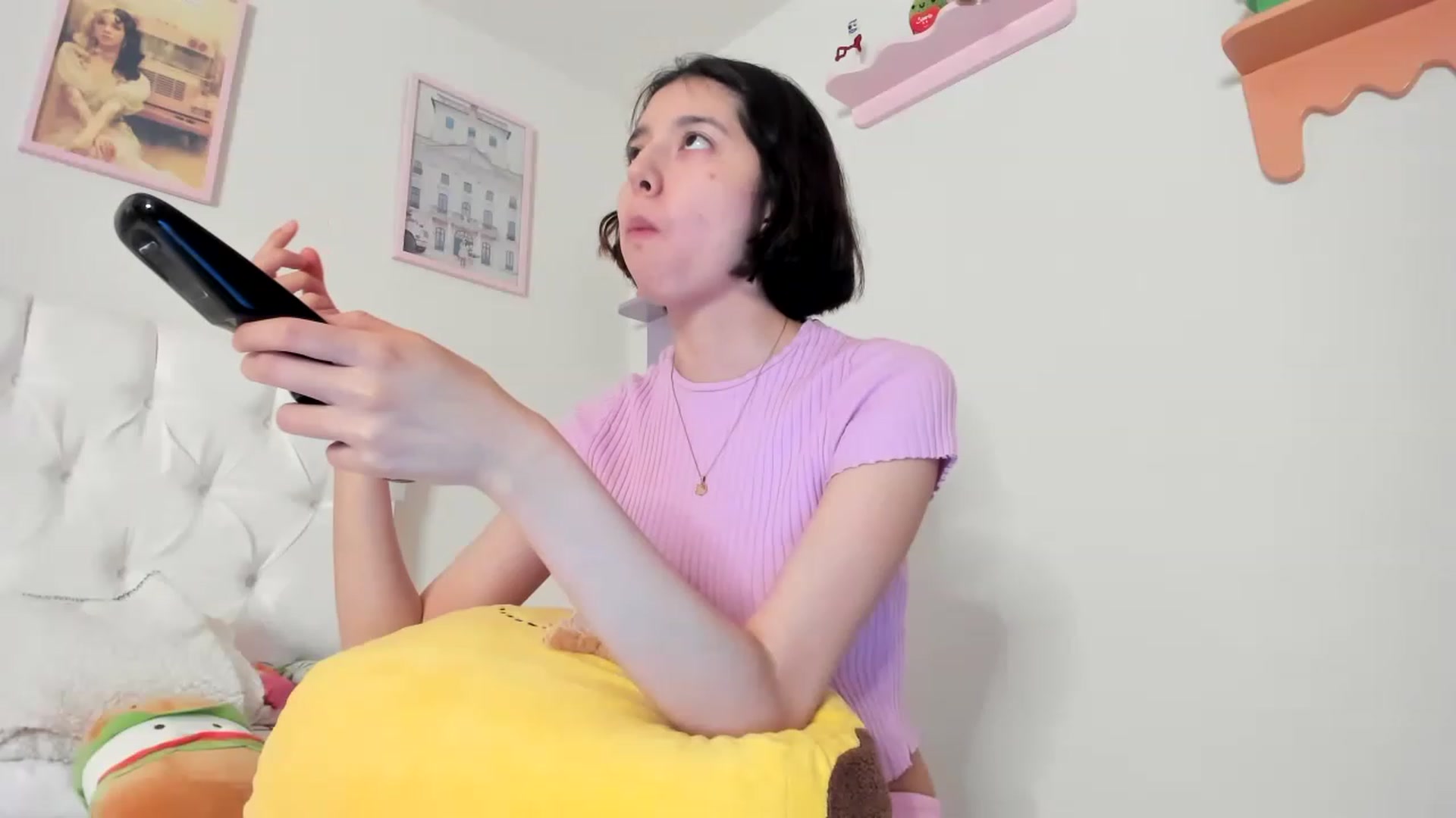 Gallery image thumbnail from Cherrycute666's myfreecams stream on, 06/05/2023, 04:43 image 17 of 20