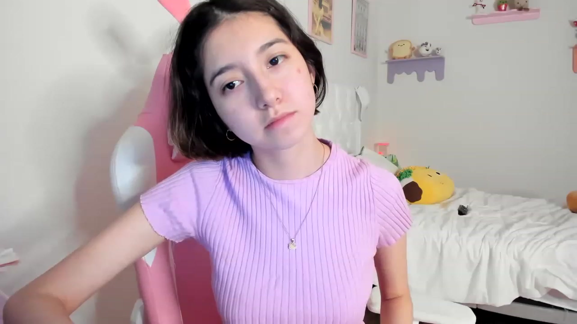 Gallery image thumbnail from Cherrycute666's myfreecams stream on, 06/05/2023, 04:43 image 5 of 20