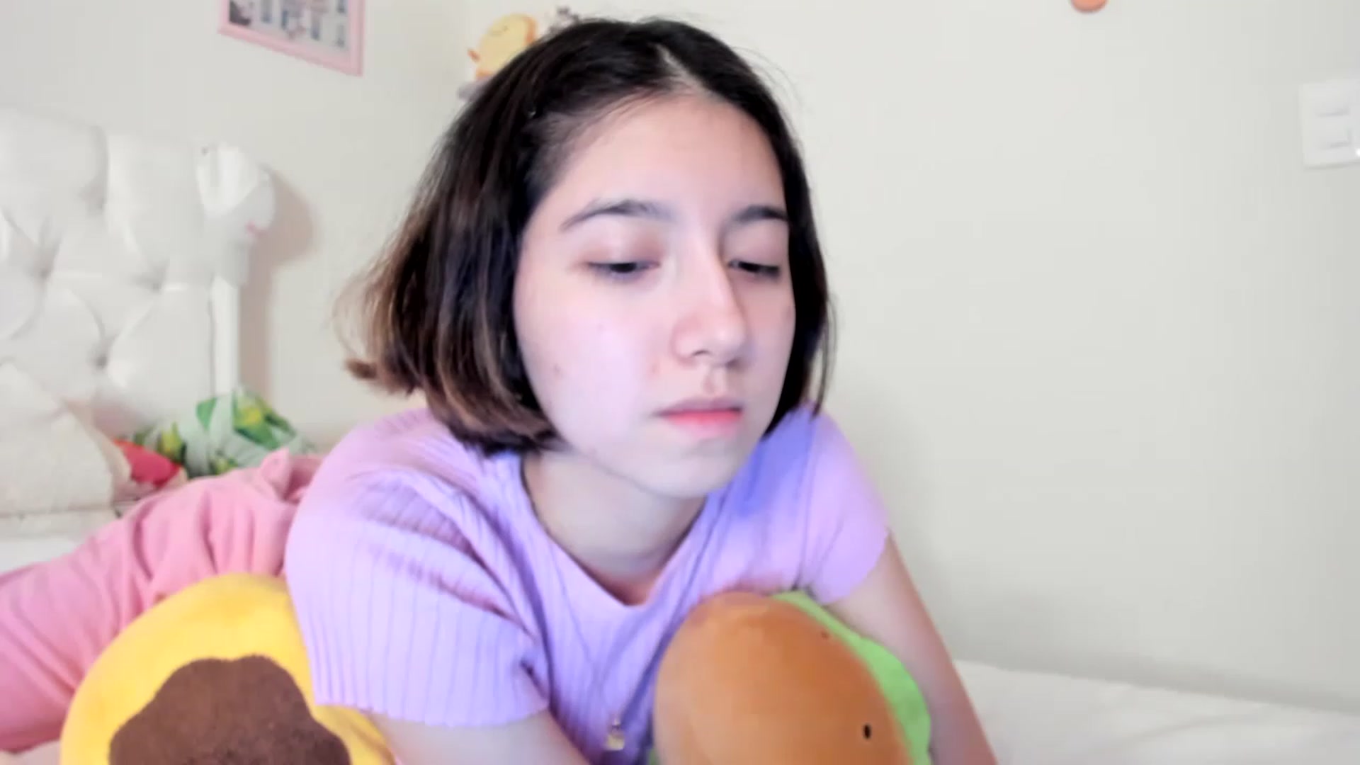 Gallery image thumbnail from Cherrycute666's myfreecams stream on, 06/05/2023, 04:43 image 9 of 20