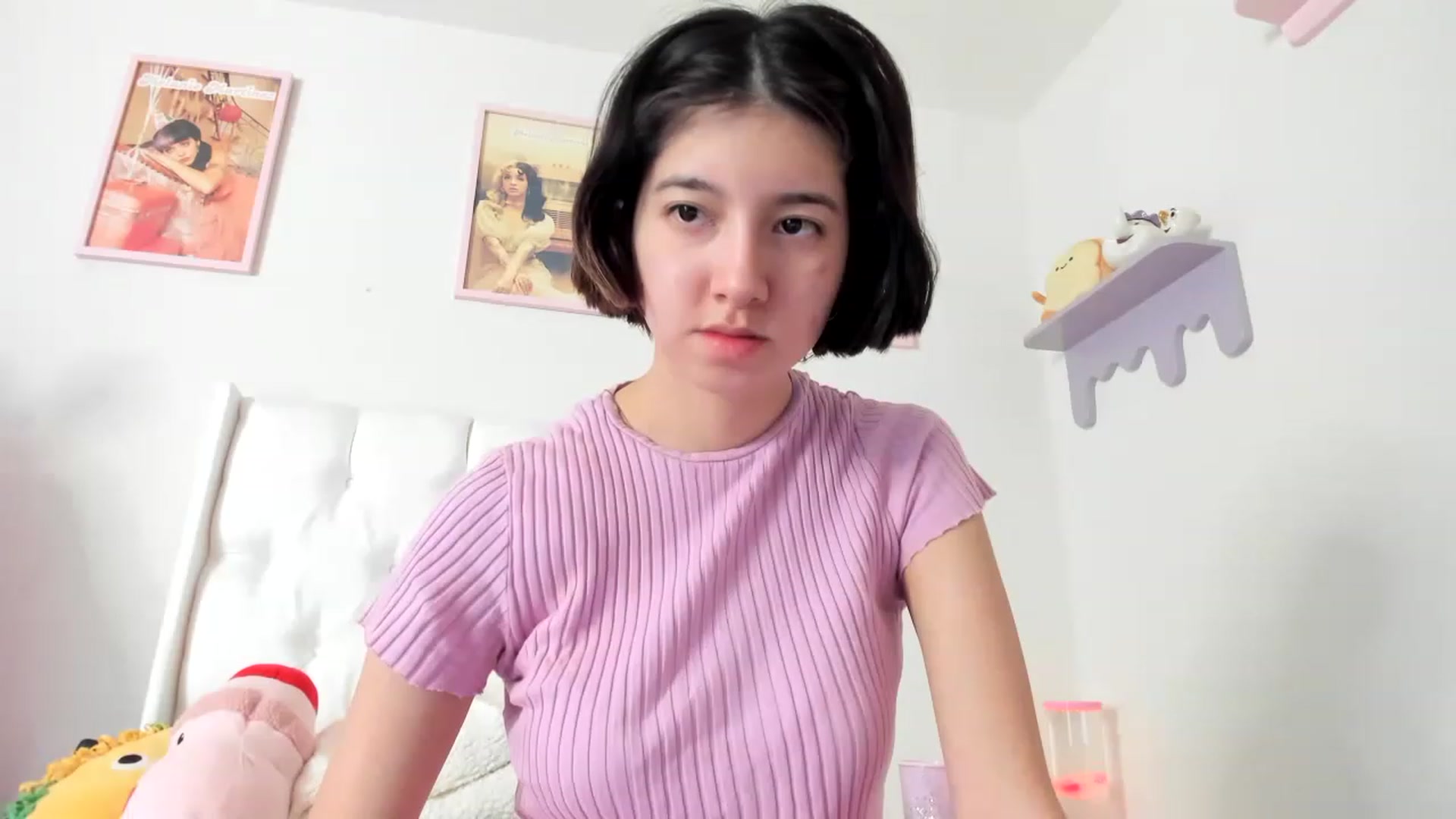 Gallery image thumbnail from Cherrycute666's myfreecams stream on, 06/05/2023, 14:43 image 13 of 20