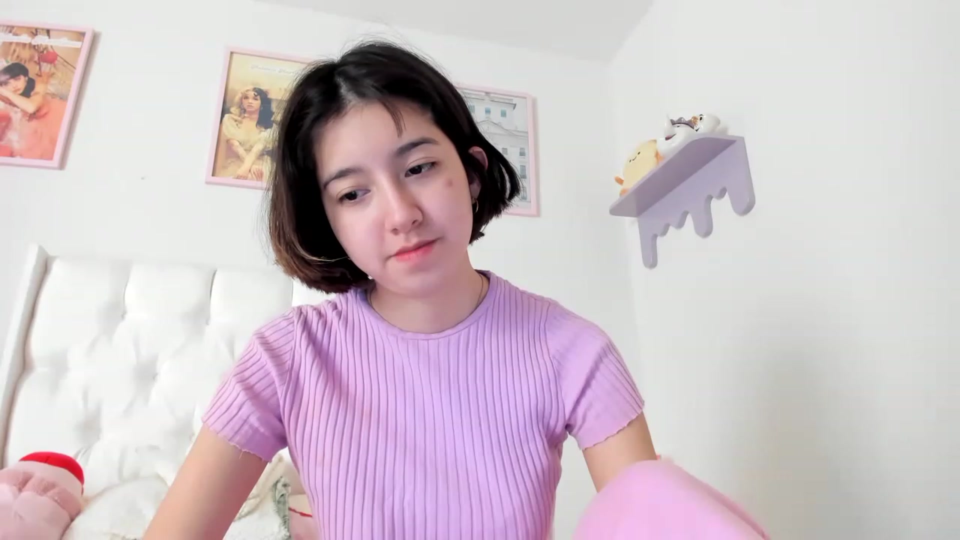 Gallery image thumbnail from Cherrycute666's myfreecams stream on, 06/05/2023, 15:42 image 12 of 20
