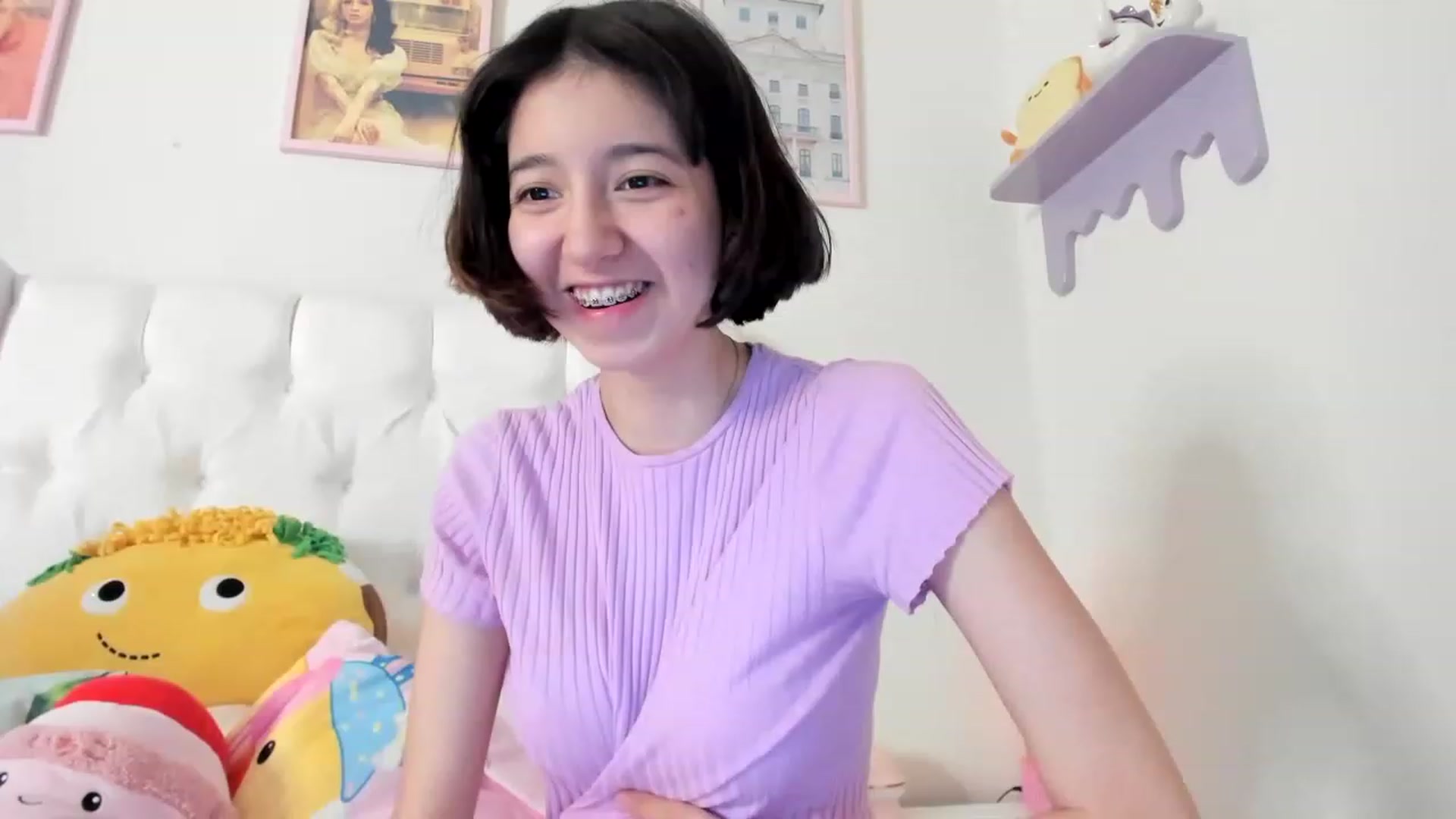 Gallery image thumbnail from Cherrycute666's myfreecams stream on, 06/06/2023, 24:24 image 5 of 20