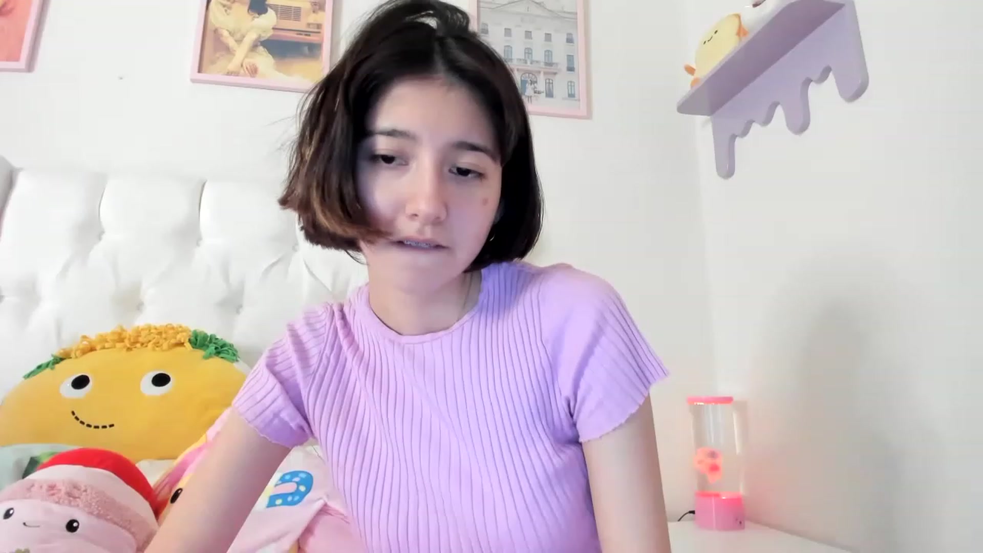 Gallery image thumbnail from Cherrycute666's myfreecams stream on, 06/06/2023, 24:24 image 6 of 20