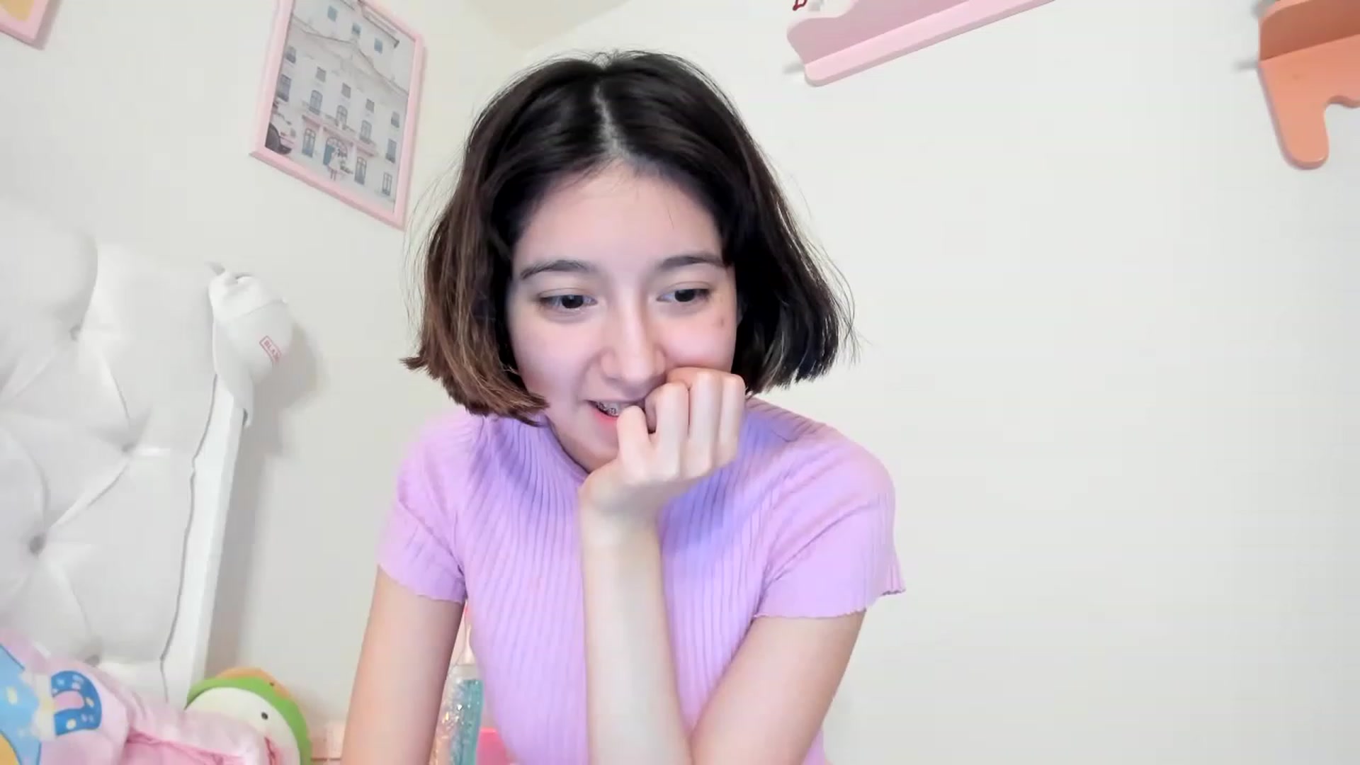 Gallery image thumbnail from Cherrycute666's myfreecams stream on, 06/06/2023, 03:21 image 1 of 20