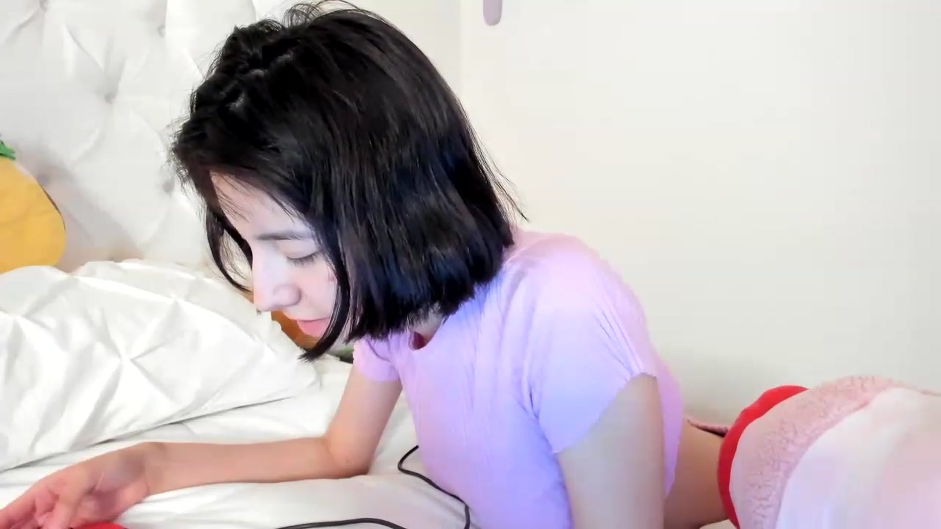 Gallery image thumbnail from Cherrycute666's myfreecams stream on, 06/06/2023, 03:21 image 15 of 20