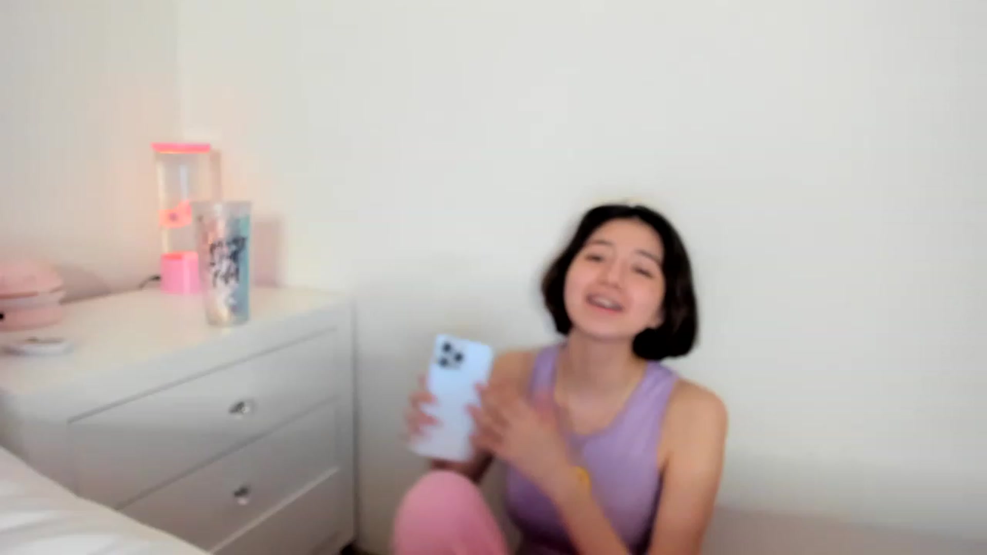 Gallery image thumbnail from Cherrycute666's myfreecams stream on, 06/06/2023, 06:19 image 10 of 20