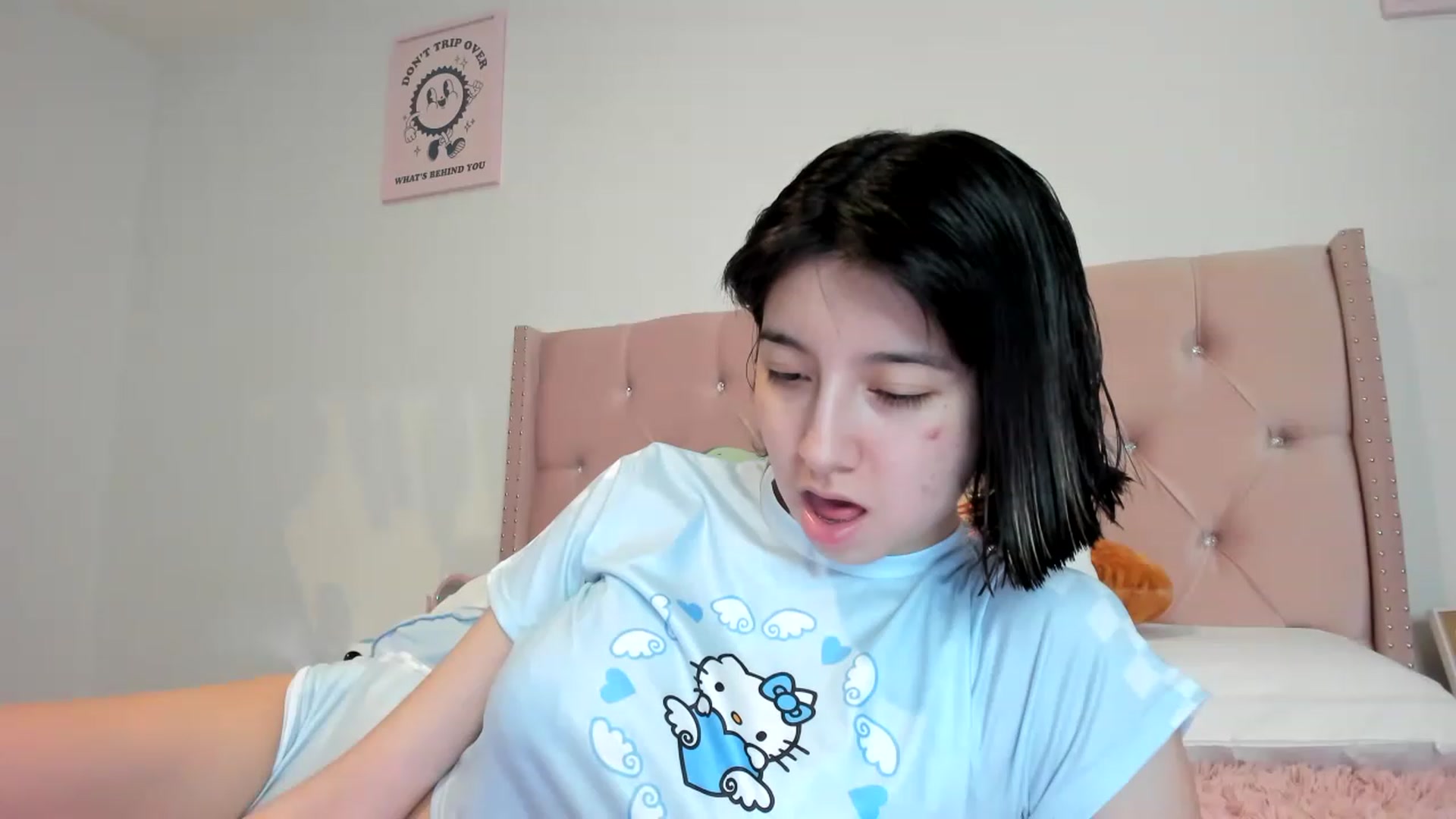 Gallery image thumbnail from Cherrycute666's myfreecams stream on, 06/06/2023, 08:38 image 17 of 20