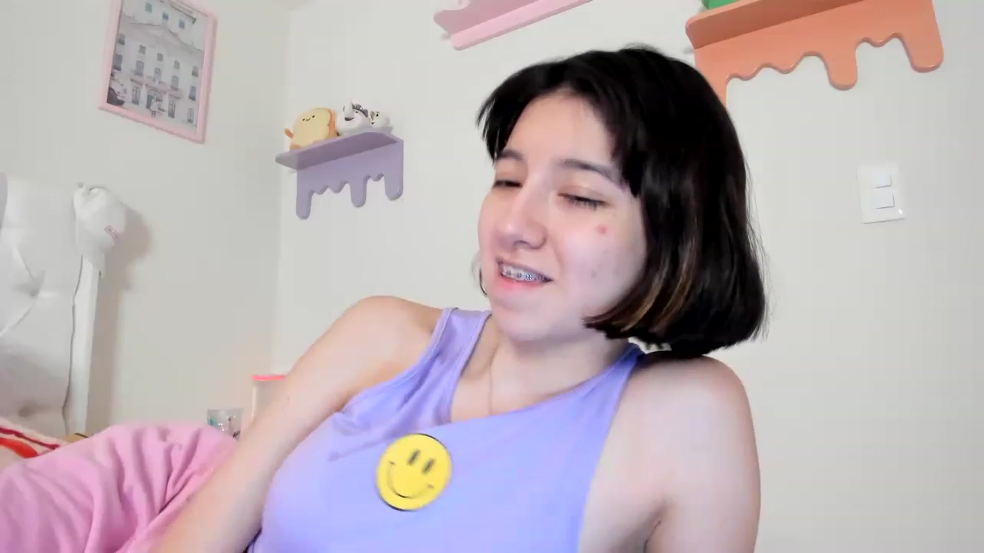 Gallery image thumbnail from Cherrycute666's myfreecams stream on, 06/06/2023, 08:38 image 2 of 20