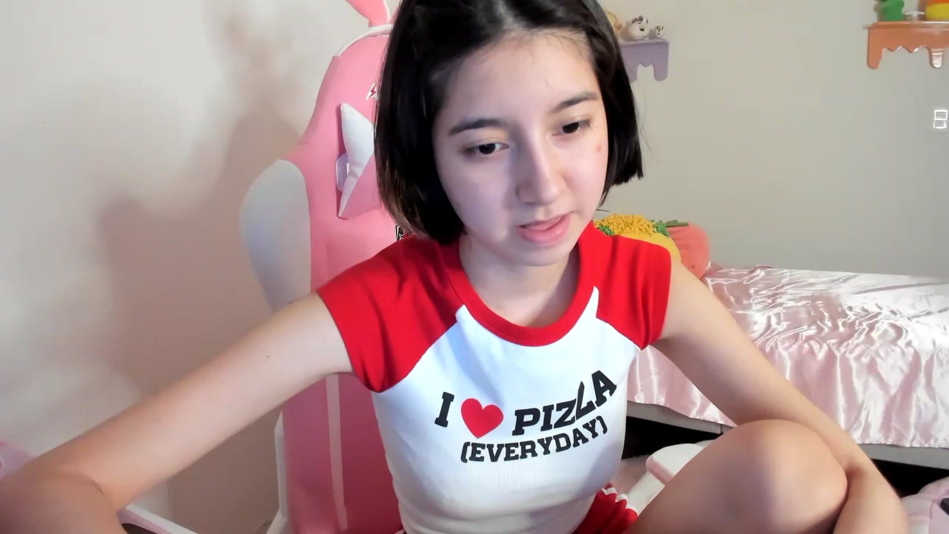 Gallery image thumbnail from Cherrycute666's myfreecams stream on, 06/09/2023, 02:30 image 8 of 20