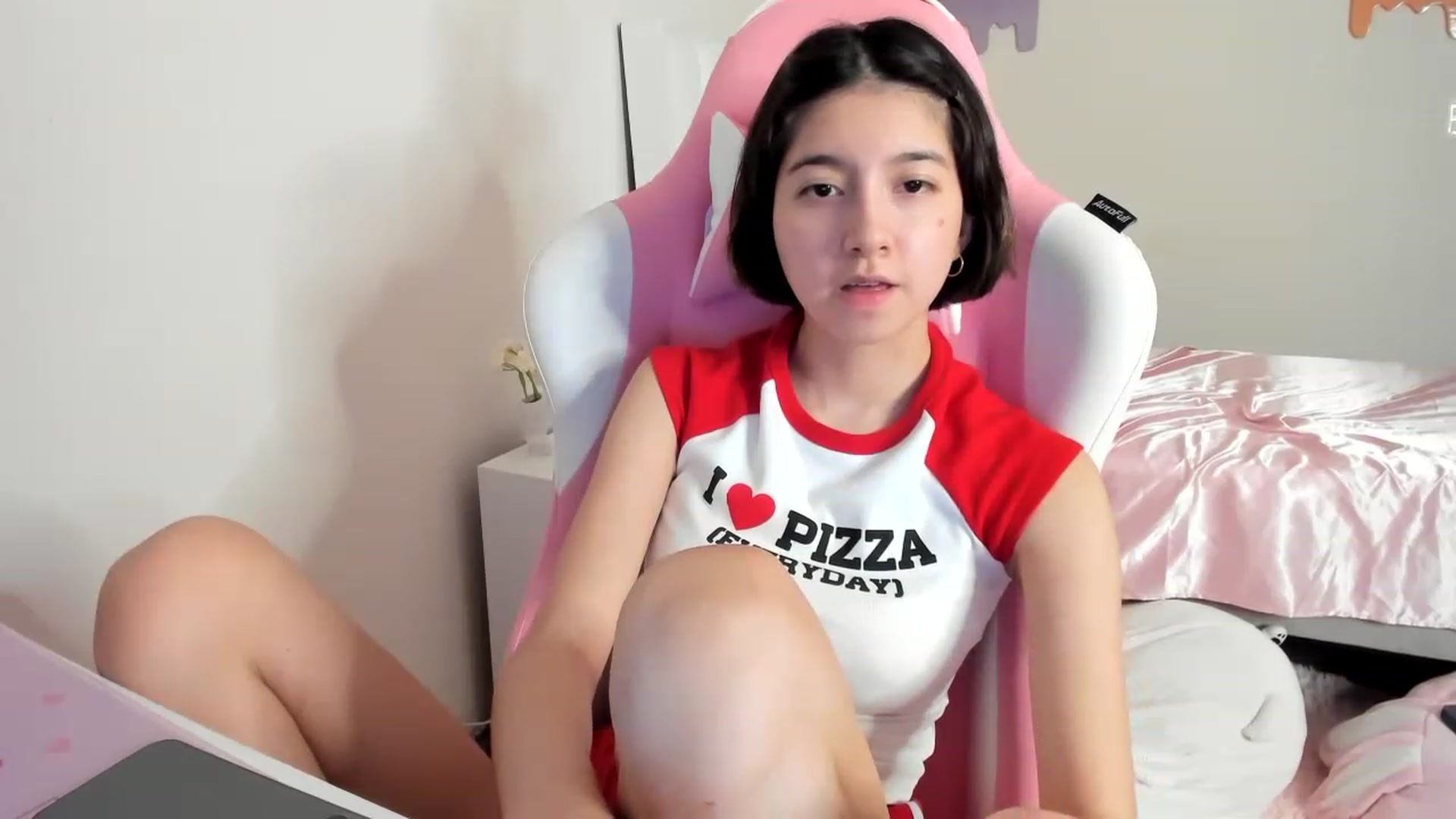 Gallery image thumbnail from Cherrycute666's myfreecams stream on, 06/09/2023, 02:30 image 7 of 20