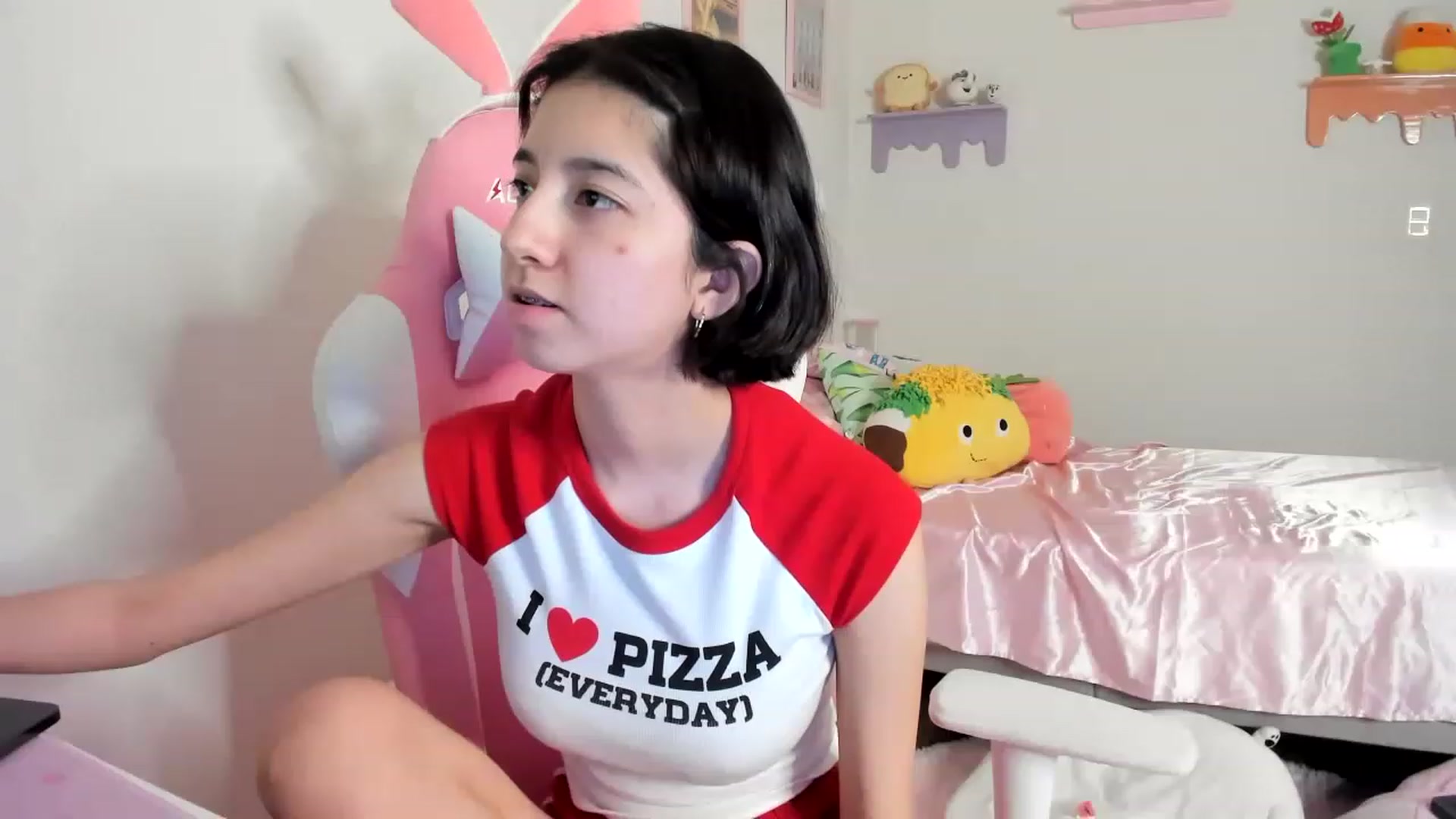 Gallery image thumbnail from Cherrycute666's myfreecams stream on, 06/09/2023, 04:19 image 2 of 20