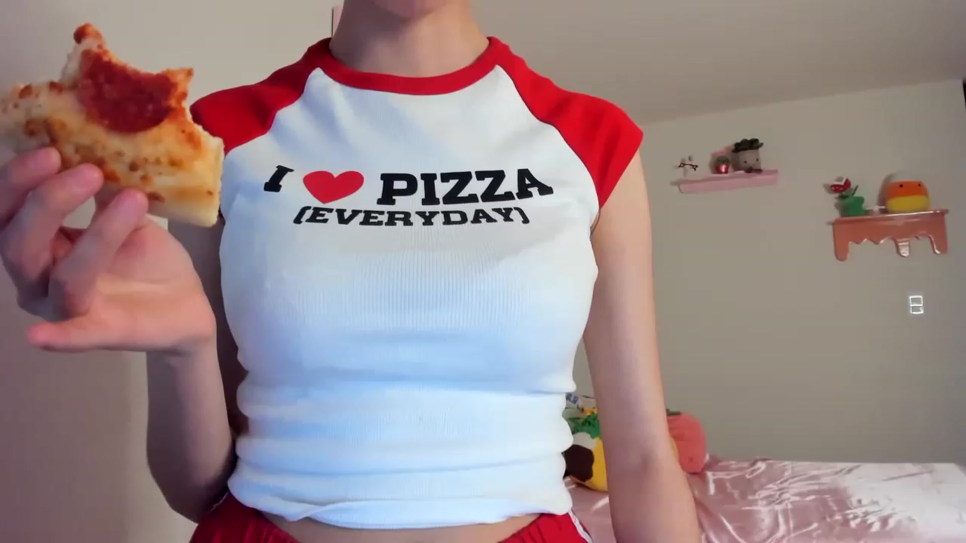Gallery image thumbnail from Cherrycute666's myfreecams stream on, 06/09/2023, 07:50 image 20 of 20