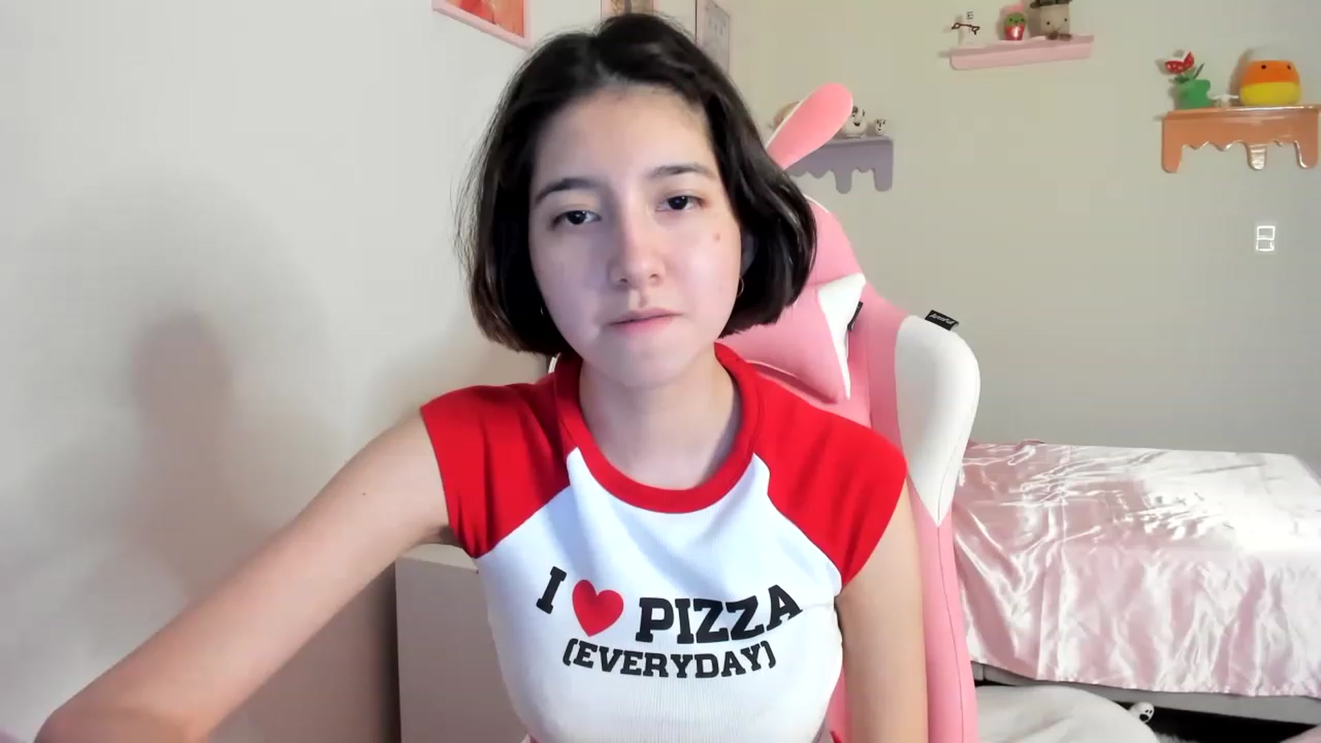 Gallery image thumbnail from Cherrycute666's myfreecams stream on, 06/09/2023, 07:50 image 2 of 20
