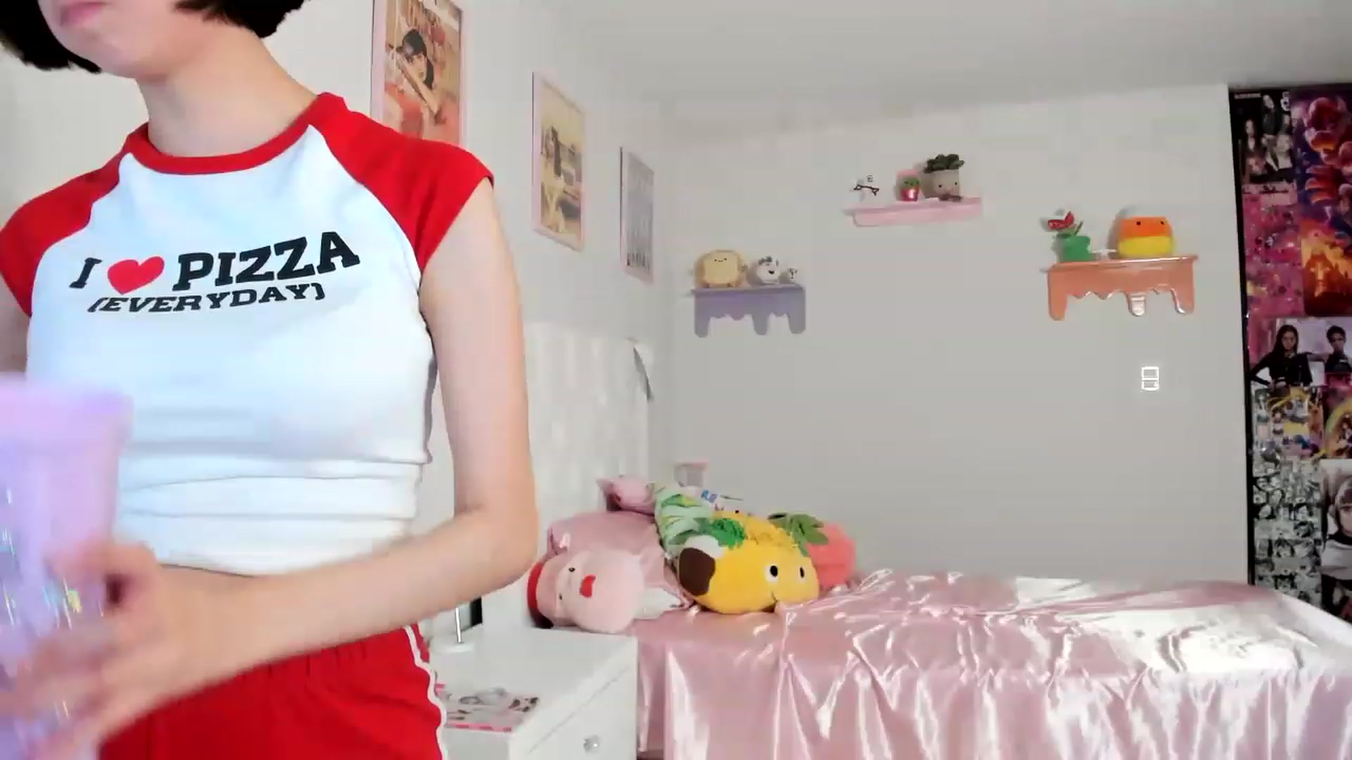 Gallery image thumbnail from Cherrycute666's myfreecams stream on, 06/09/2023, 08:32 image 14 of 20