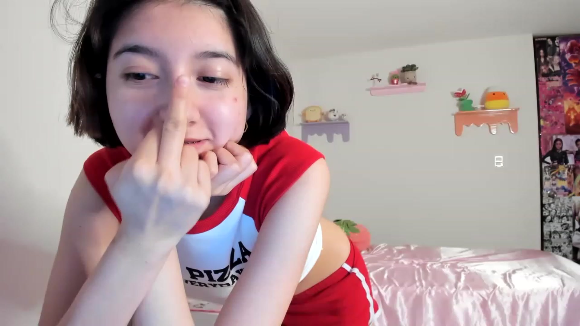 Gallery image thumbnail from Cherrycute666's myfreecams stream on, 06/09/2023, 08:32 image 5 of 20
