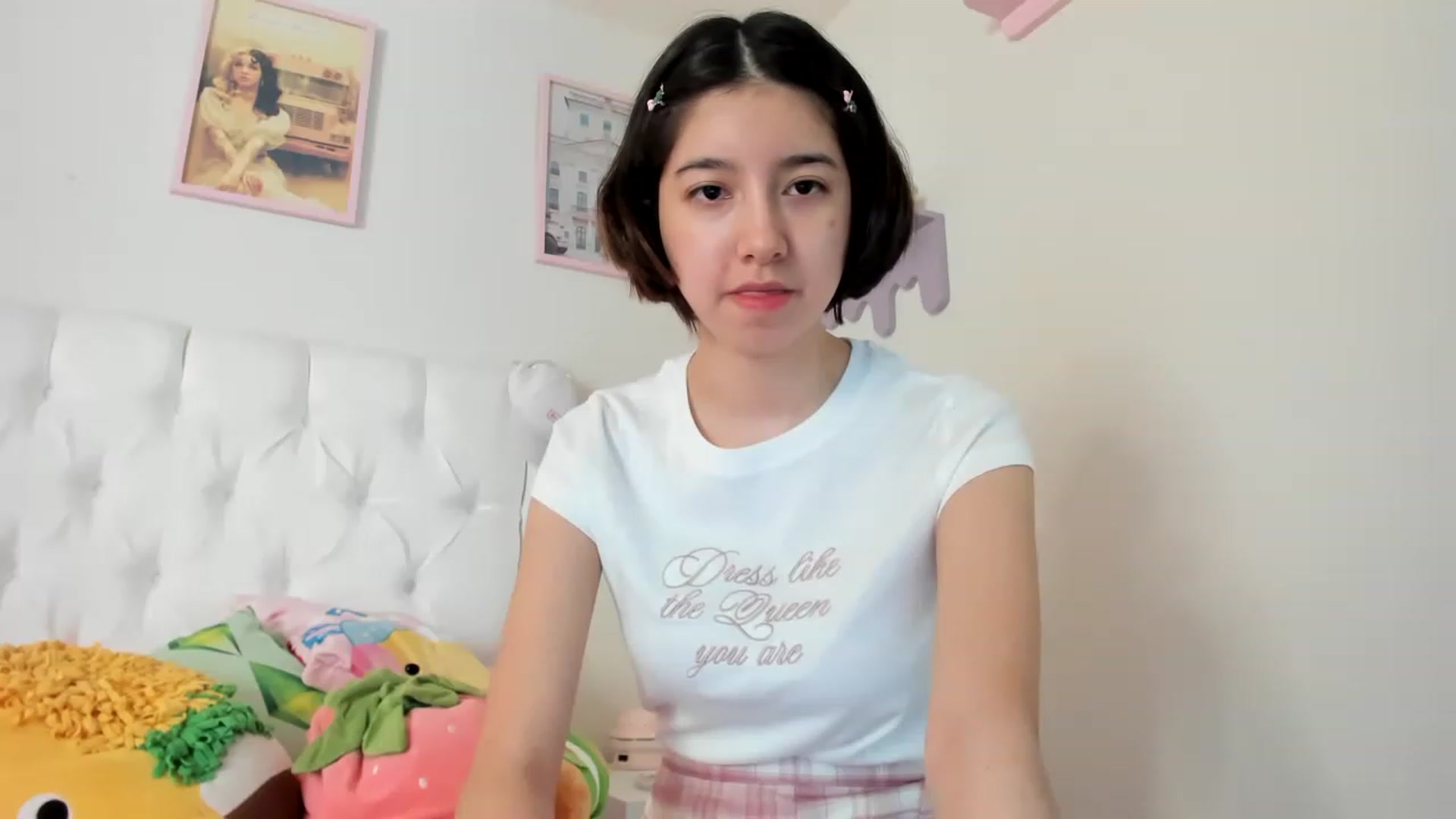 Gallery image thumbnail from Cherrycute666's myfreecams stream on, 06/09/2023, 21:07 image 6 of 20