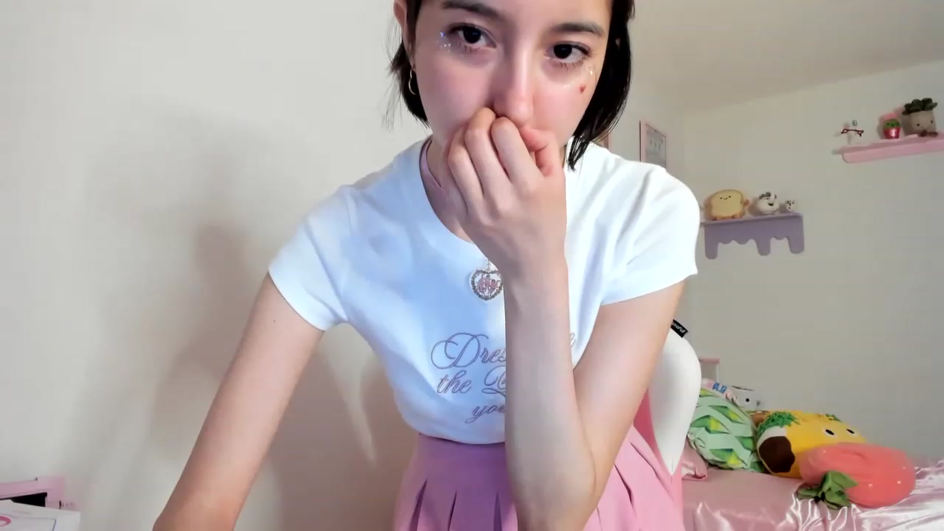 Gallery image thumbnail from Cherrycute666's myfreecams stream on, 06/10/2023, 02:26 image 1 of 20