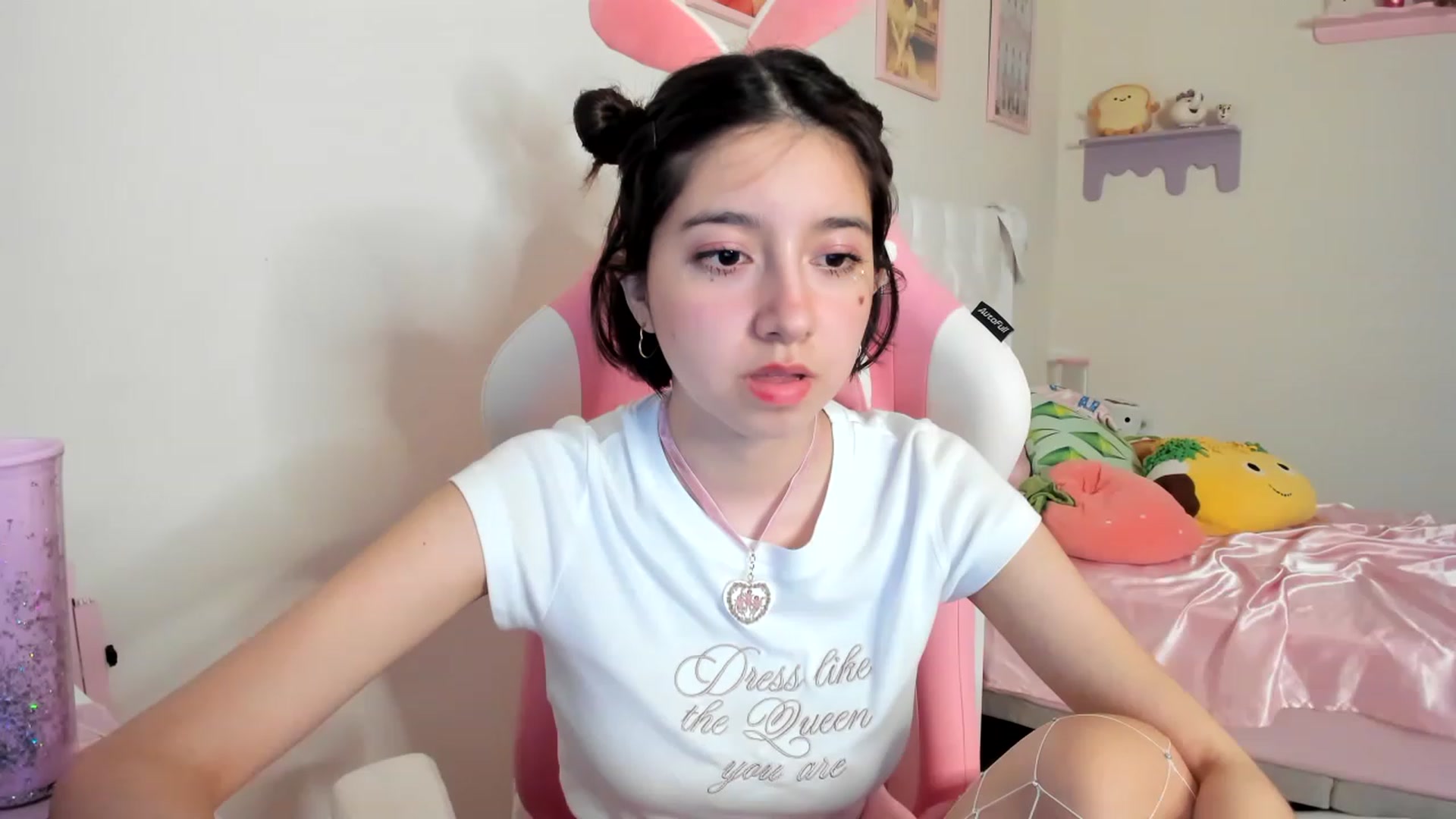 Gallery image thumbnail from Cherrycute666's myfreecams stream on, 06/10/2023, 02:26 image 9 of 20