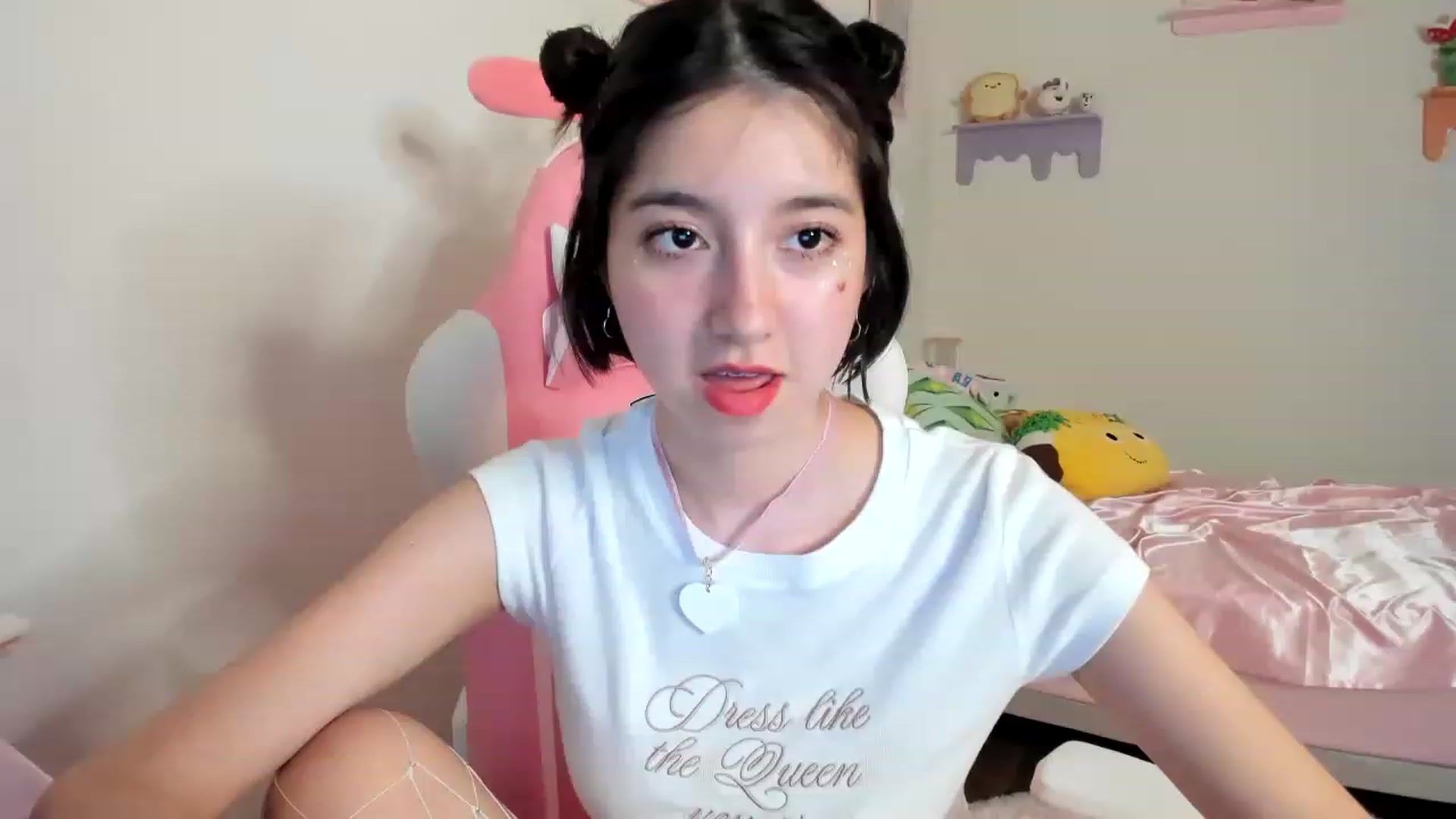Gallery image thumbnail from Cherrycute666's myfreecams stream on, 06/10/2023, 03:51 image 9 of 20
