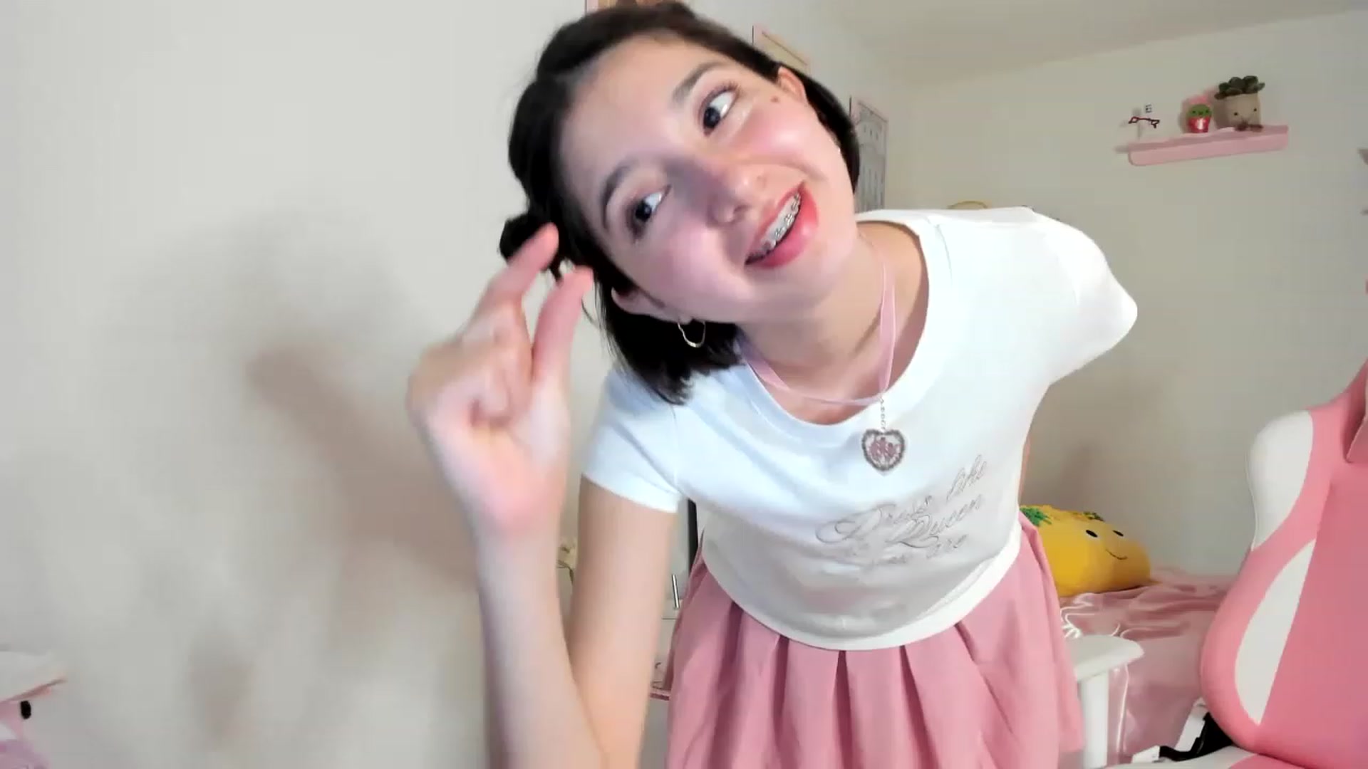 Gallery image thumbnail from Cherrycute666's myfreecams stream on, 06/10/2023, 04:58 image 20 of 20