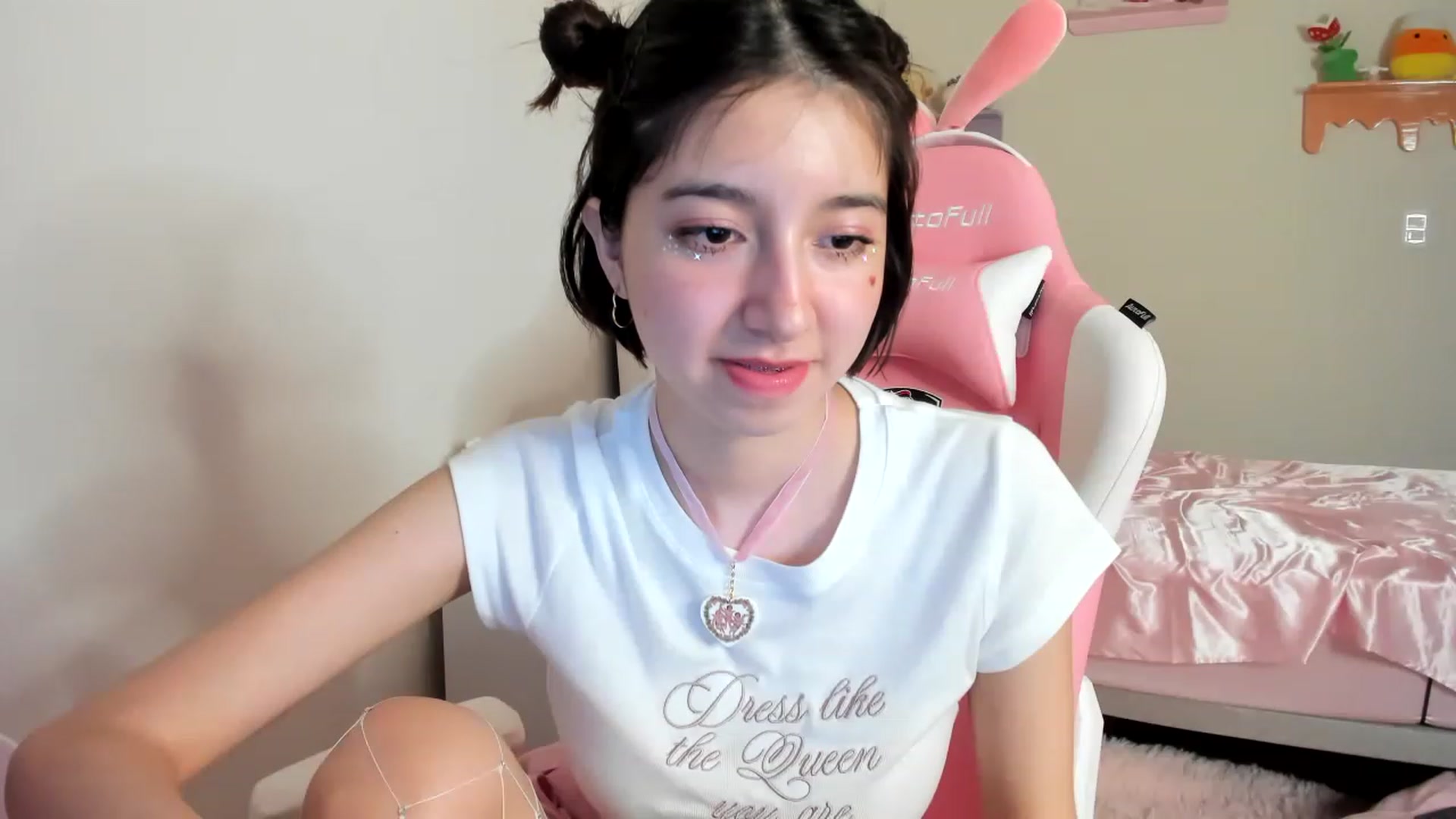 Gallery image thumbnail from Cherrycute666's myfreecams stream on, 06/10/2023, 06:09 image 19 of 20
