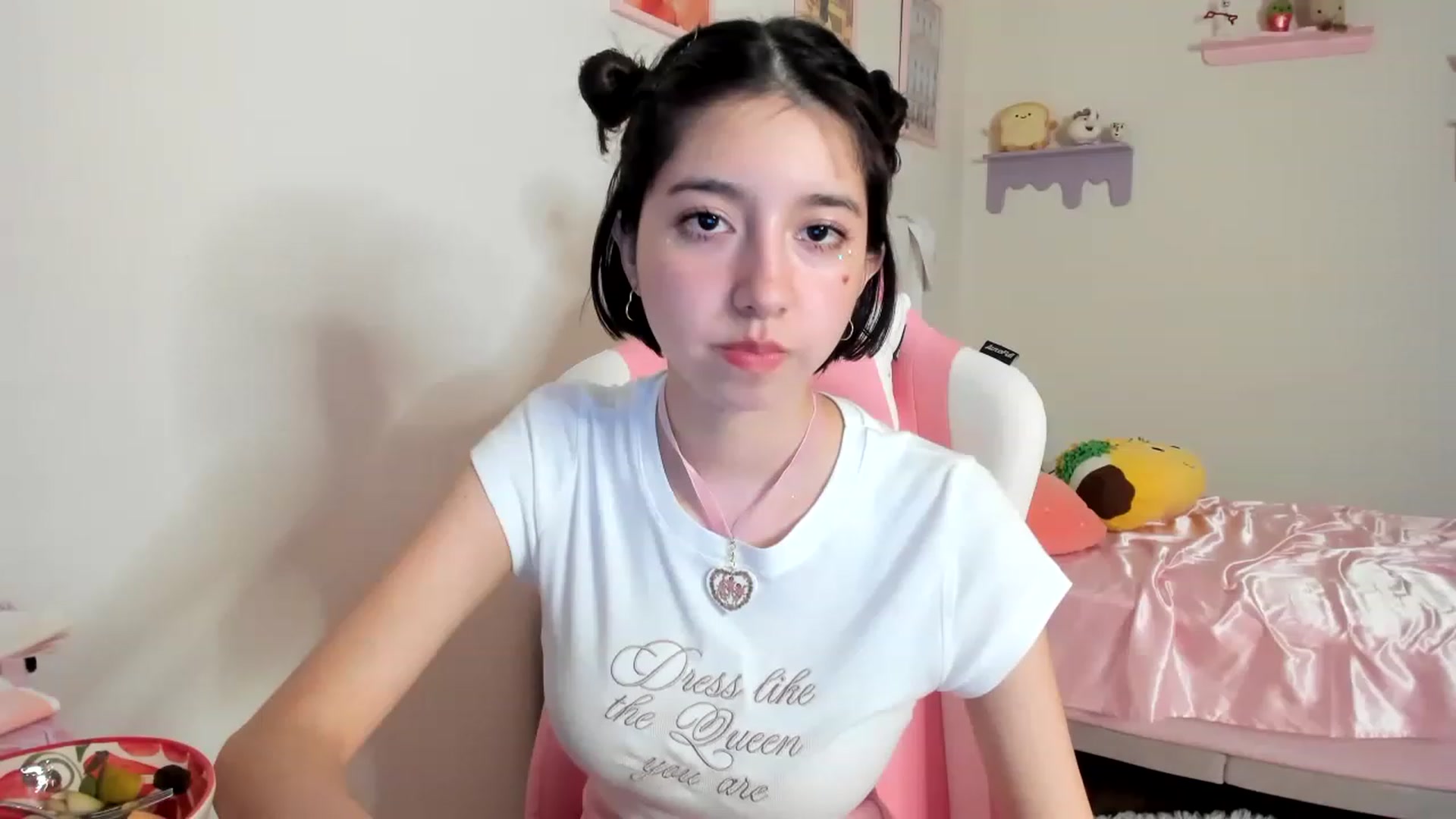 Gallery image thumbnail from Cherrycute666's myfreecams stream on, 06/10/2023, 09:08 image 13 of 20