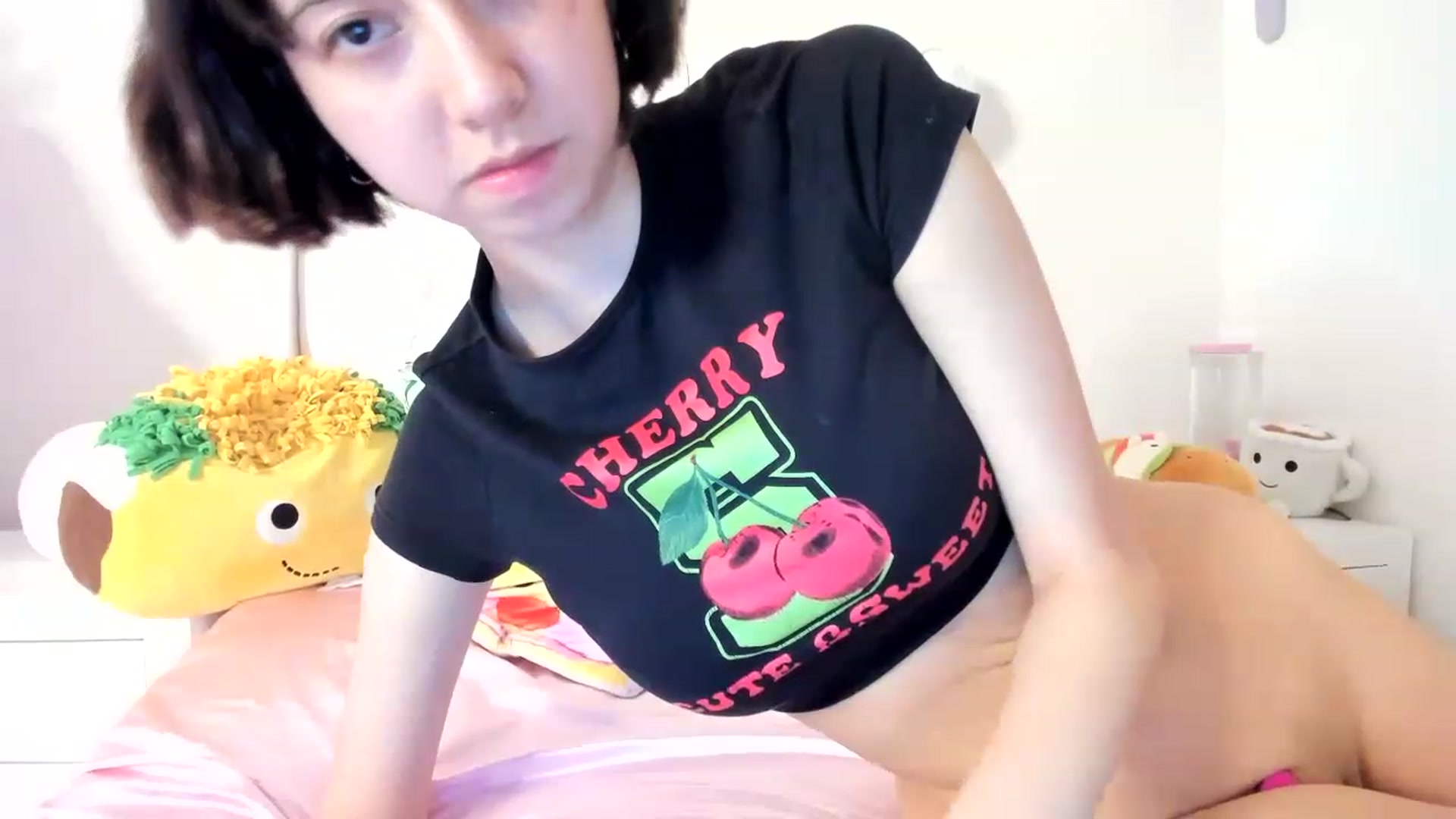 Gallery image thumbnail from Cherrycute666's myfreecams stream on, 06/11/2023, 02:44 image 9 of 20