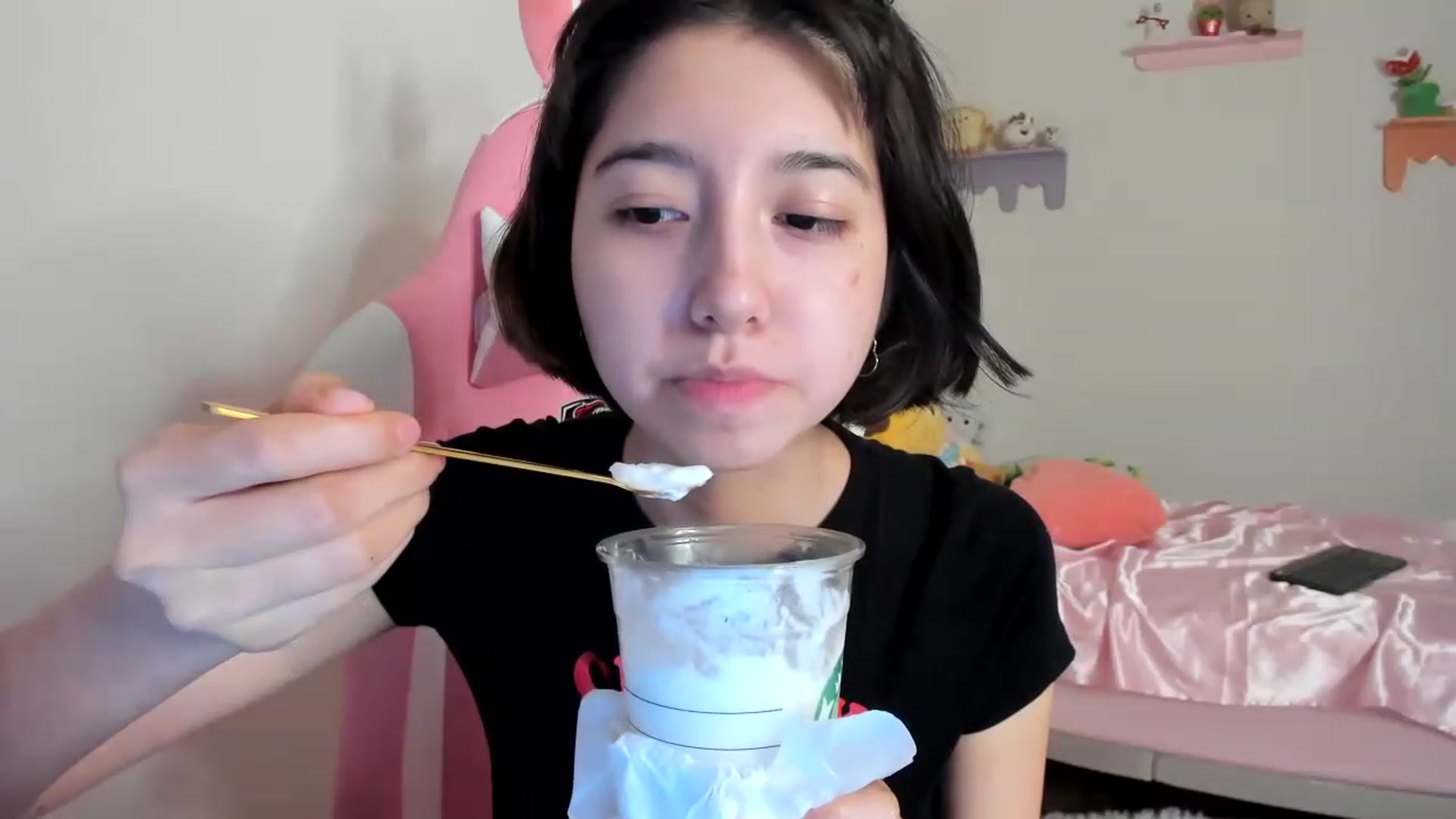 Gallery image thumbnail from Cherrycute666's myfreecams stream on, 06/11/2023, 03:12 image 14 of 20
