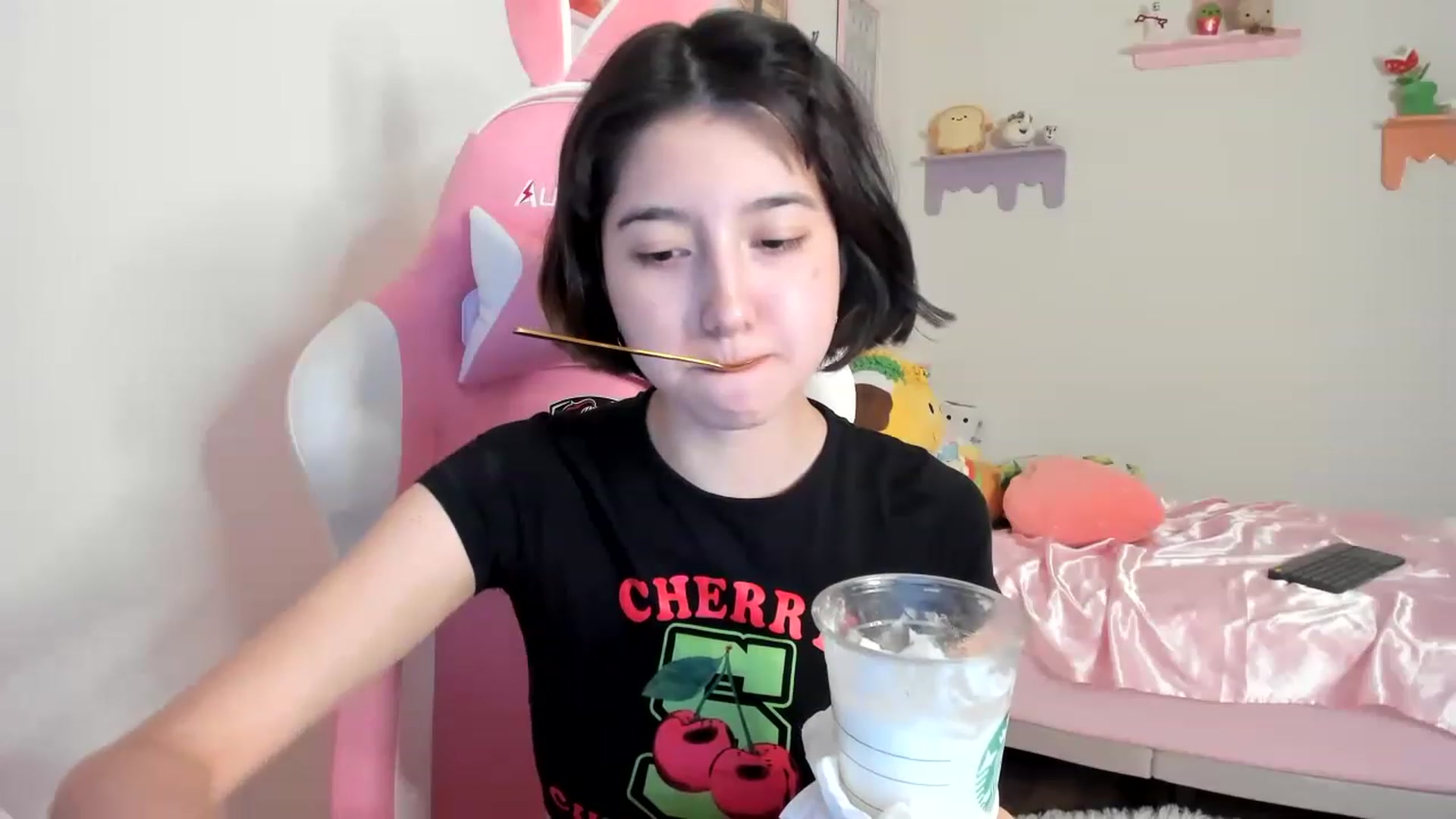Gallery image thumbnail from Cherrycute666's myfreecams stream on, 06/11/2023, 03:12 image 15 of 20