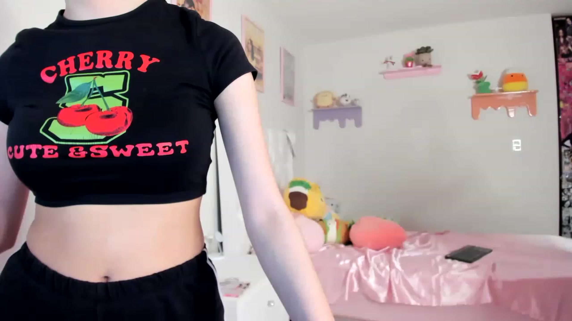 Gallery image thumbnail from Cherrycute666's myfreecams stream on, 06/11/2023, 05:06 image 19 of 20
