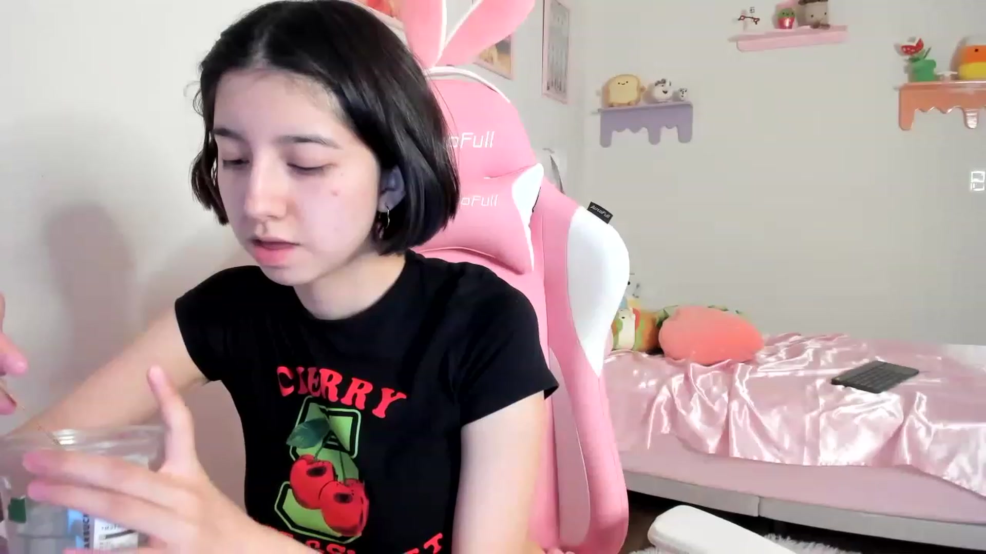 Gallery image thumbnail from Cherrycute666's myfreecams stream on, 06/11/2023, 05:38 image 18 of 20